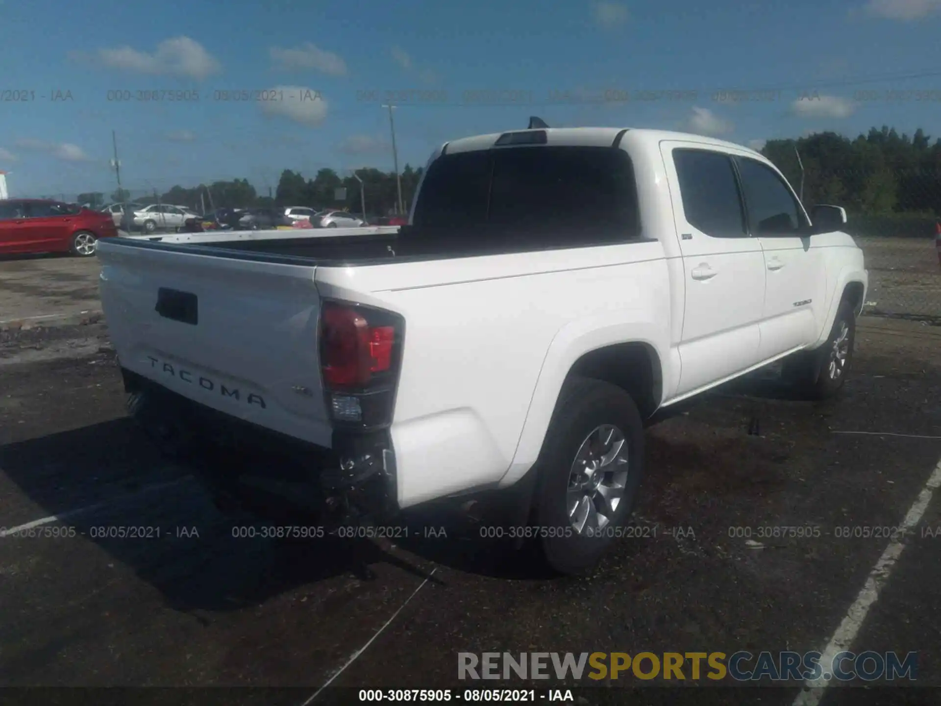 4 Photograph of a damaged car 3TMAZ5CN5KM081348 TOYOTA TACOMA 2WD 2019