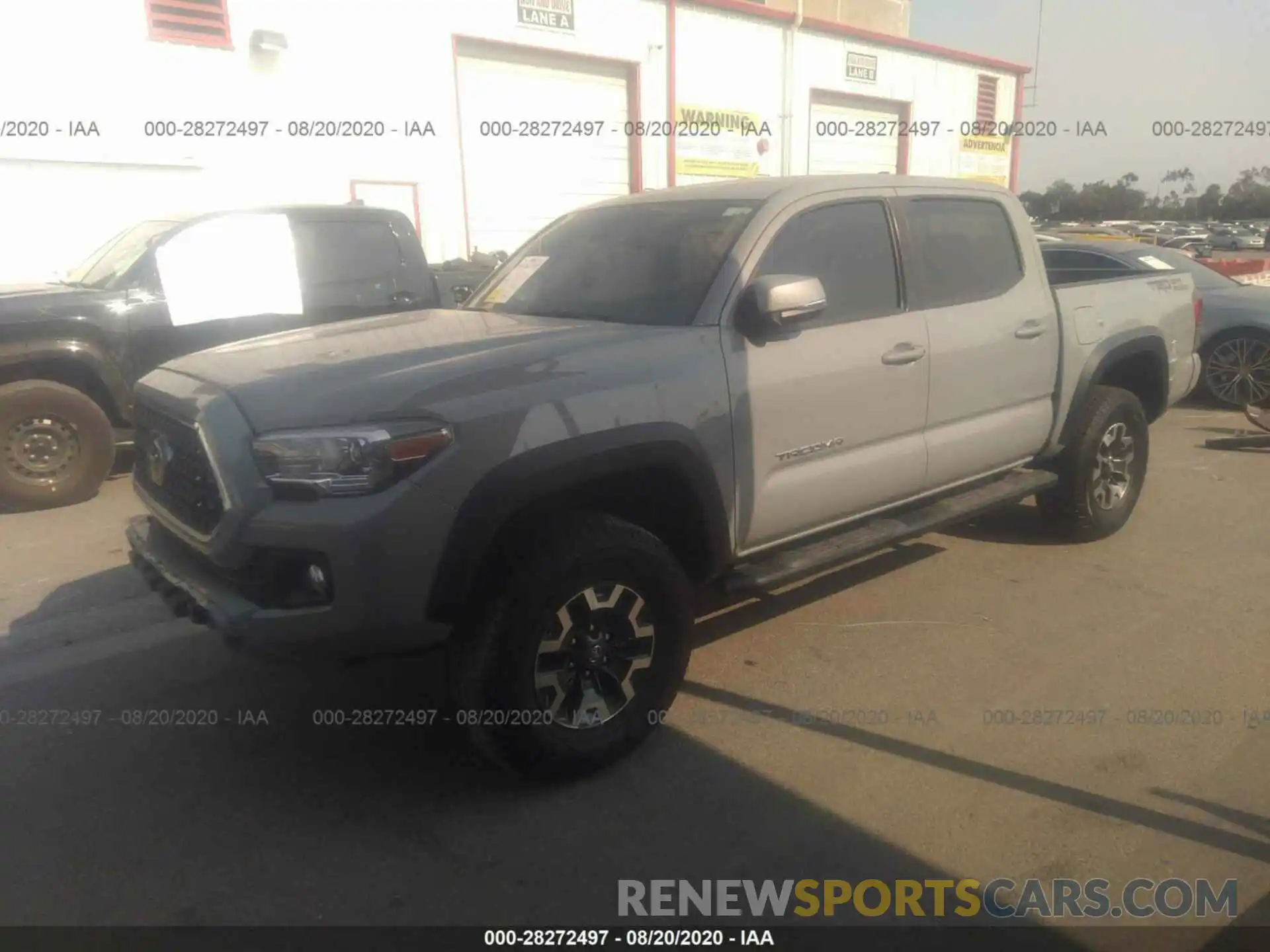 2 Photograph of a damaged car 3TMAZ5CN5KM094536 TOYOTA TACOMA 2WD 2019