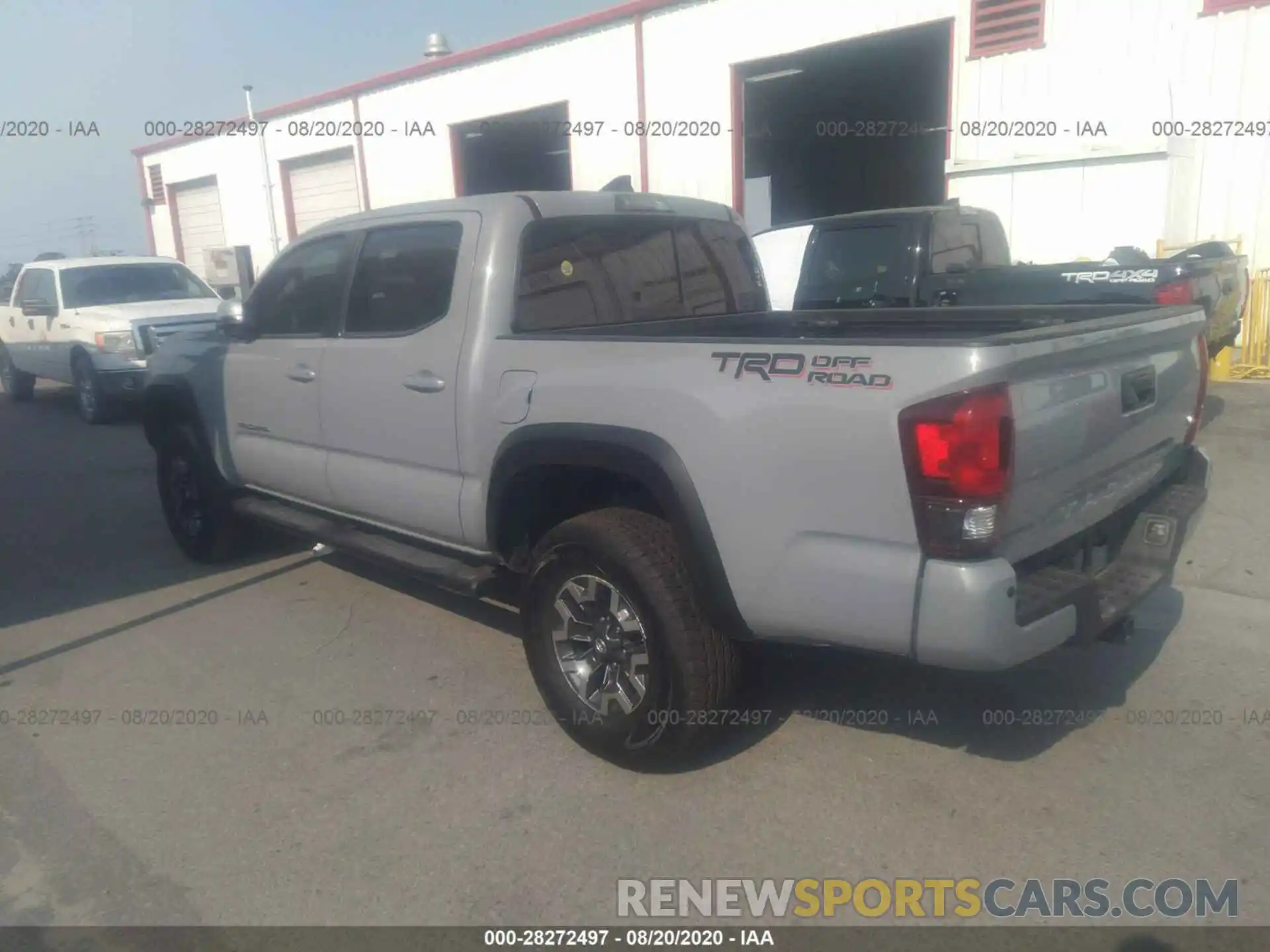 3 Photograph of a damaged car 3TMAZ5CN5KM094536 TOYOTA TACOMA 2WD 2019