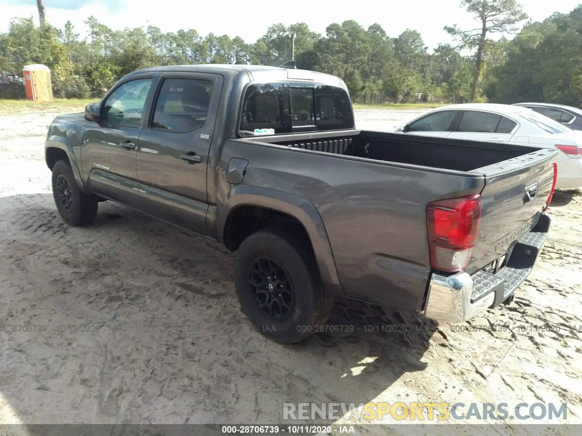 3 Photograph of a damaged car 3TMAZ5CN5KM096206 TOYOTA TACOMA 2WD 2019