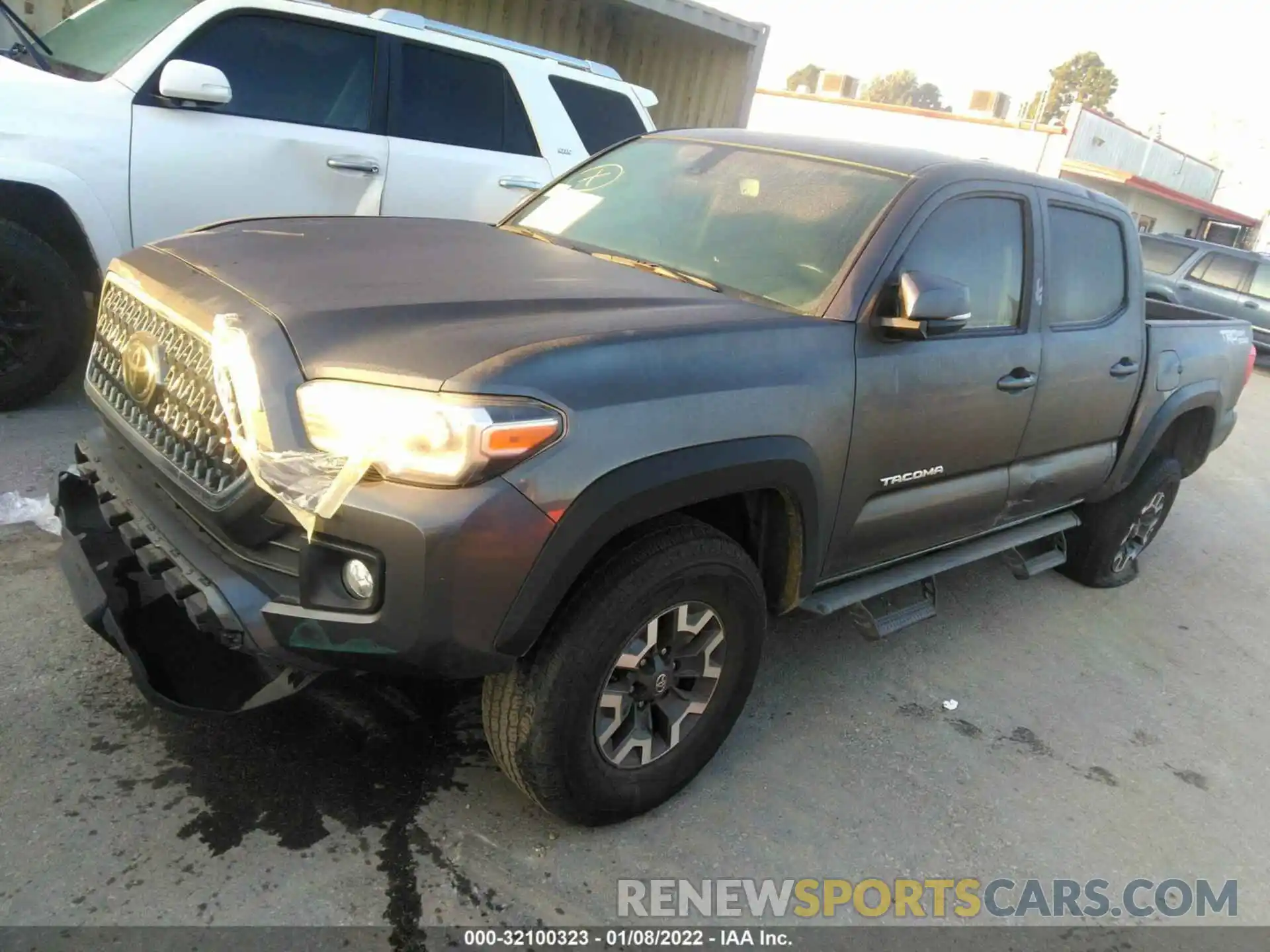 2 Photograph of a damaged car 3TMAZ5CN5KM101257 TOYOTA TACOMA 2WD 2019