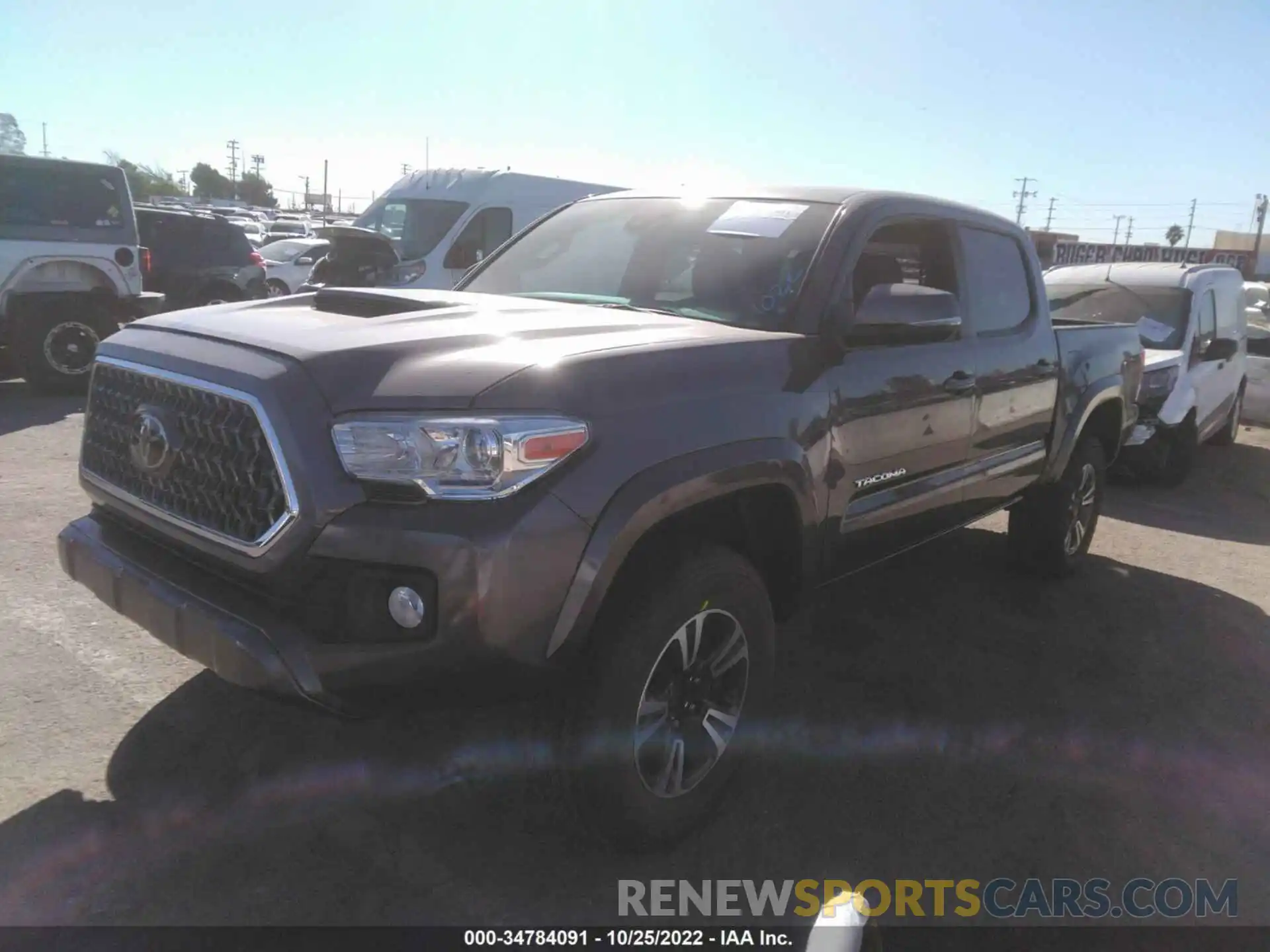 2 Фотография поврежденного автомобиля 3TMAZ5CN5KM114087 TOYOTA TACOMA 2WD 2019