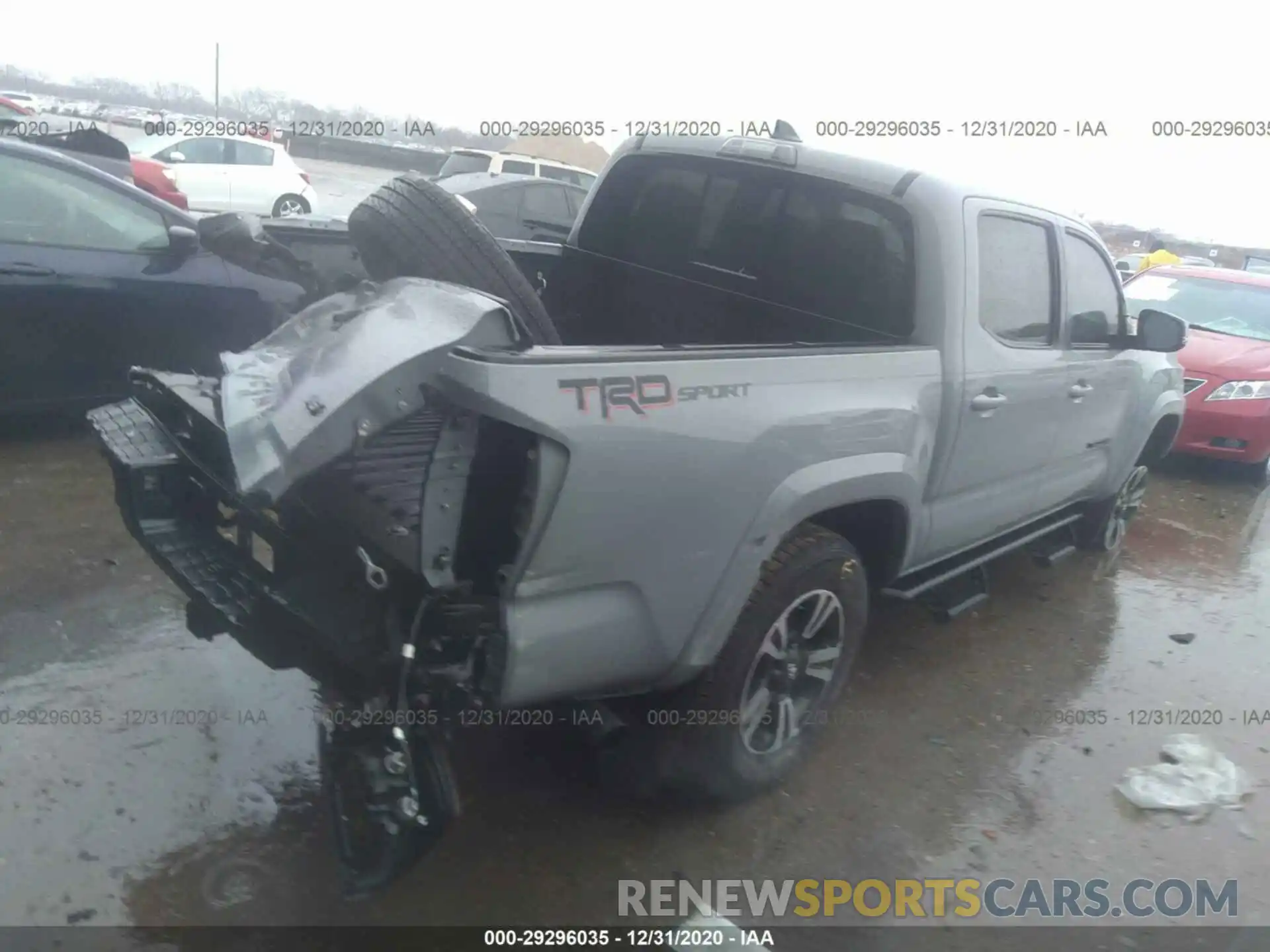 4 Photograph of a damaged car 3TMAZ5CN5KM114235 TOYOTA TACOMA 2WD 2019