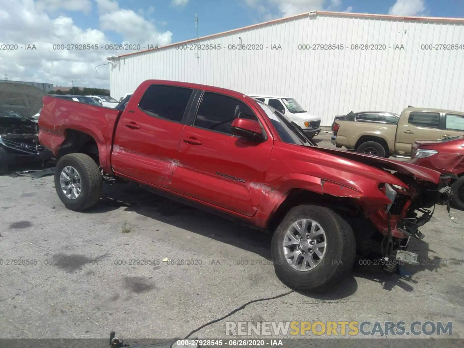 1 Photograph of a damaged car 3TMAZ5CN6KM080984 TOYOTA TACOMA 2WD 2019