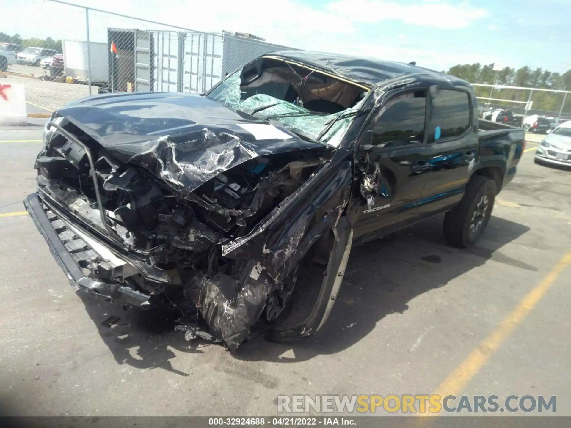 2 Photograph of a damaged car 3TMAZ5CN6KM081715 TOYOTA TACOMA 2WD 2019