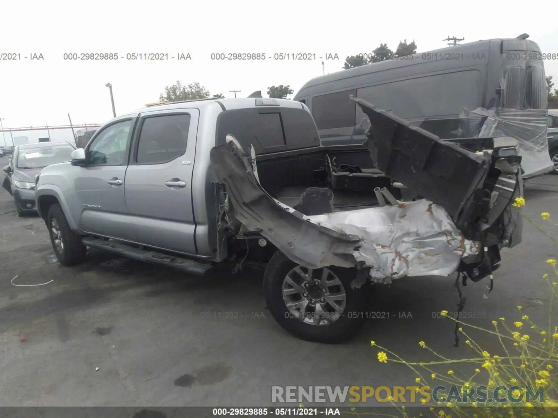 3 Photograph of a damaged car 3TMAZ5CN6KM090169 TOYOTA TACOMA 2WD 2019