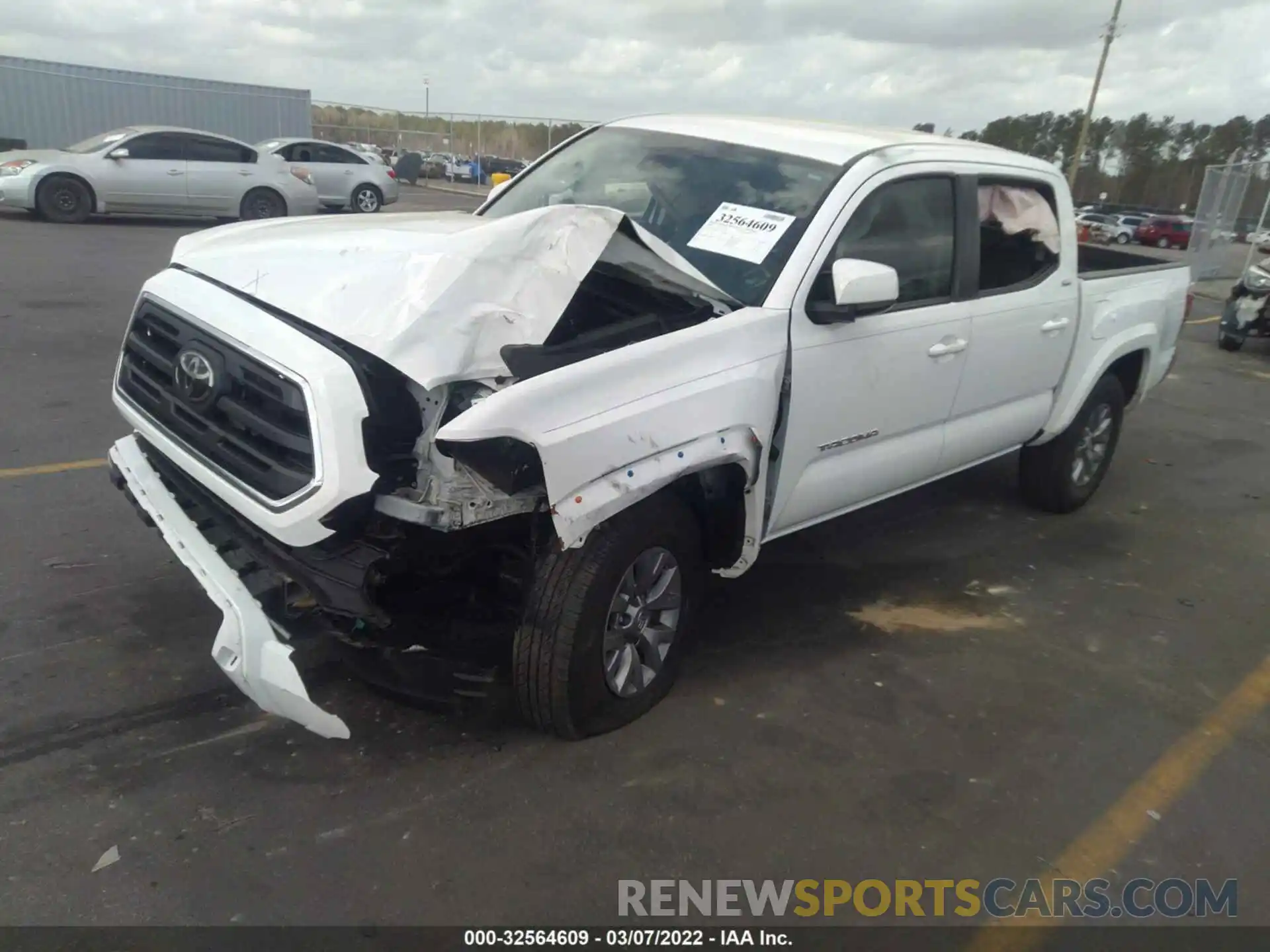 2 Photograph of a damaged car 3TMAZ5CN6KM092276 TOYOTA TACOMA 2WD 2019