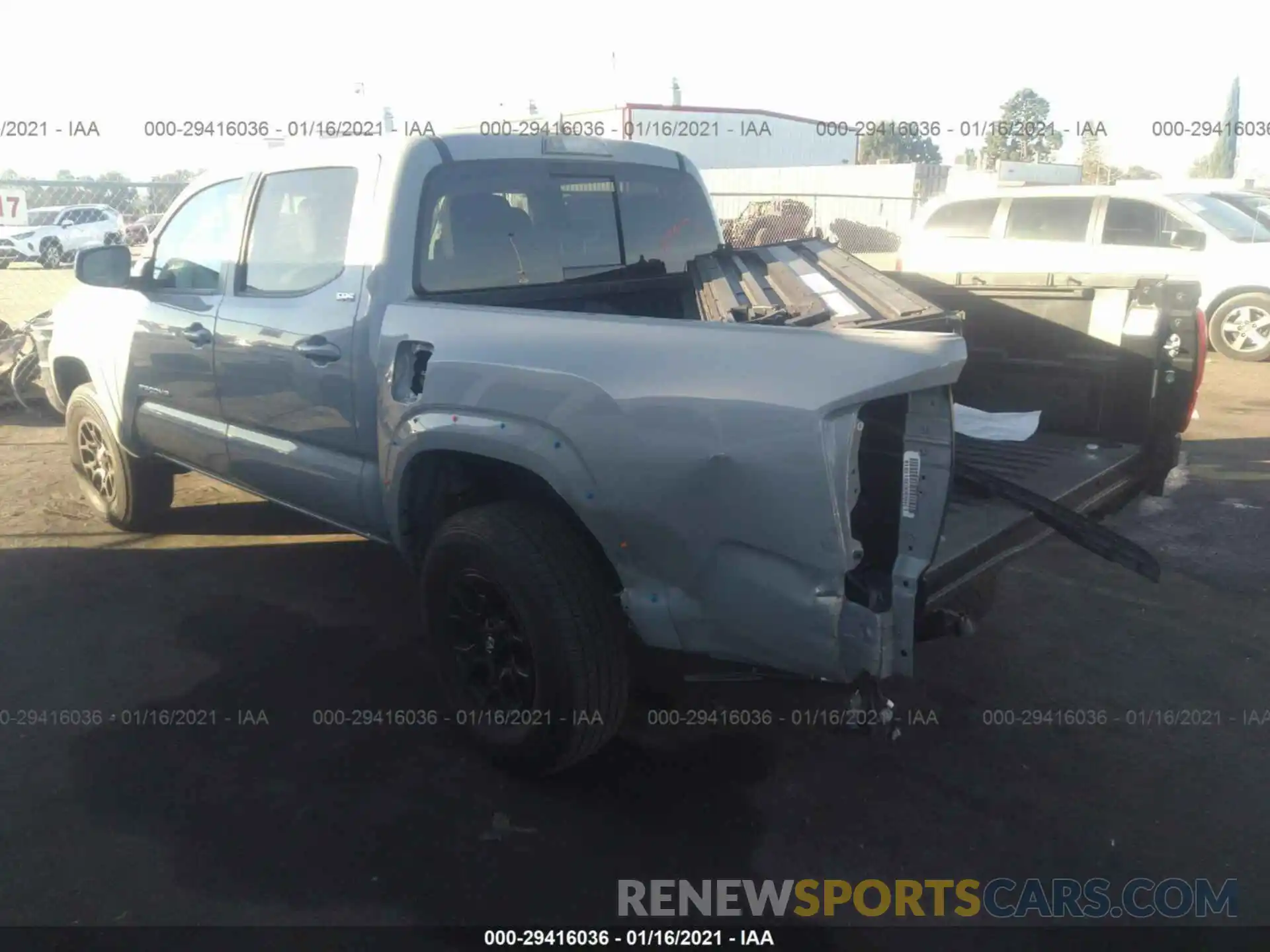 3 Фотография поврежденного автомобиля 3TMAZ5CN6KM093217 TOYOTA TACOMA 2WD 2019