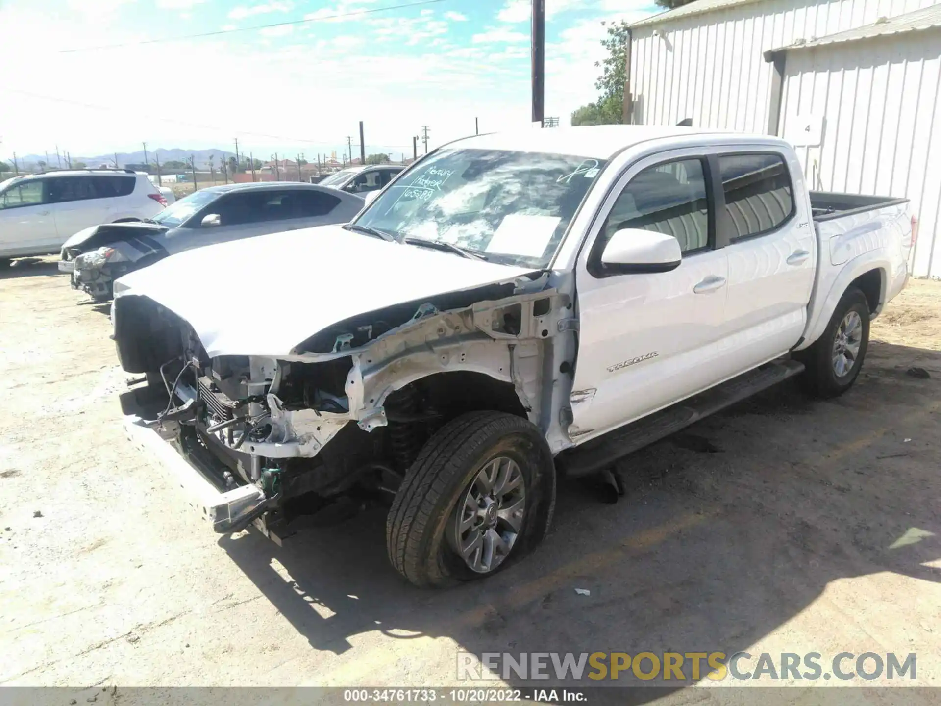 2 Photograph of a damaged car 3TMAZ5CN6KM094870 TOYOTA TACOMA 2WD 2019