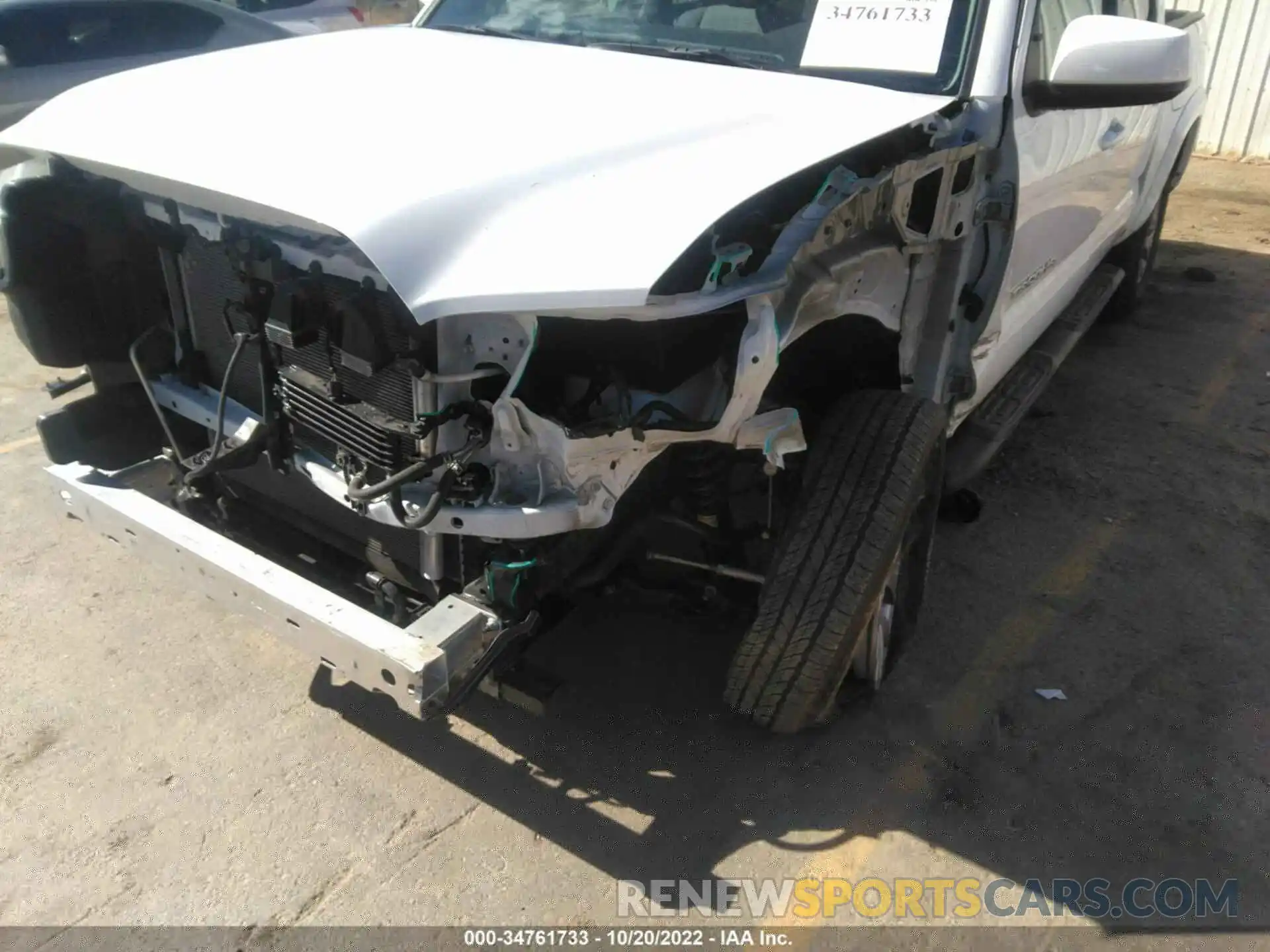 6 Photograph of a damaged car 3TMAZ5CN6KM094870 TOYOTA TACOMA 2WD 2019