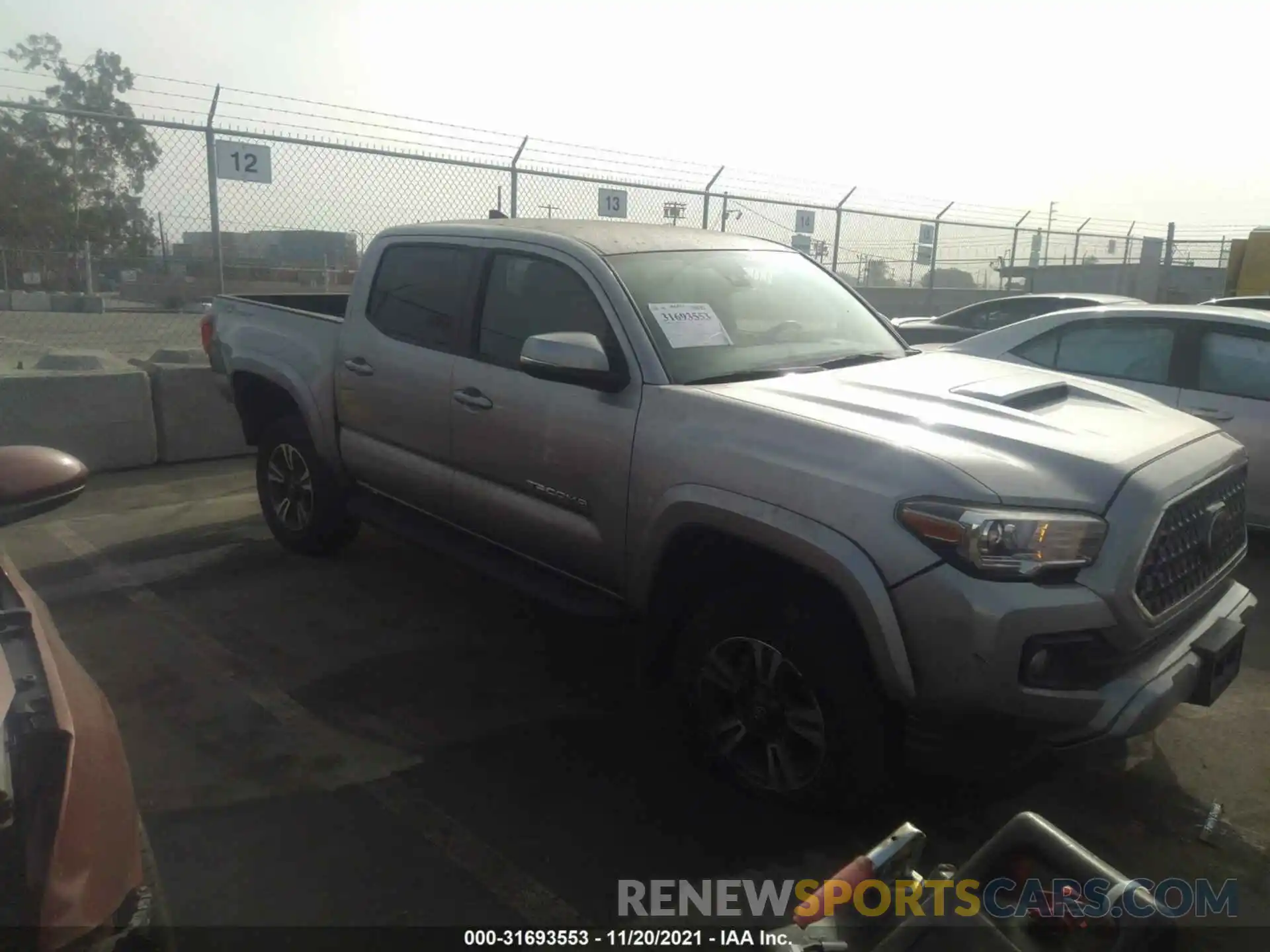 1 Photograph of a damaged car 3TMAZ5CN6KM098126 TOYOTA TACOMA 2WD 2019