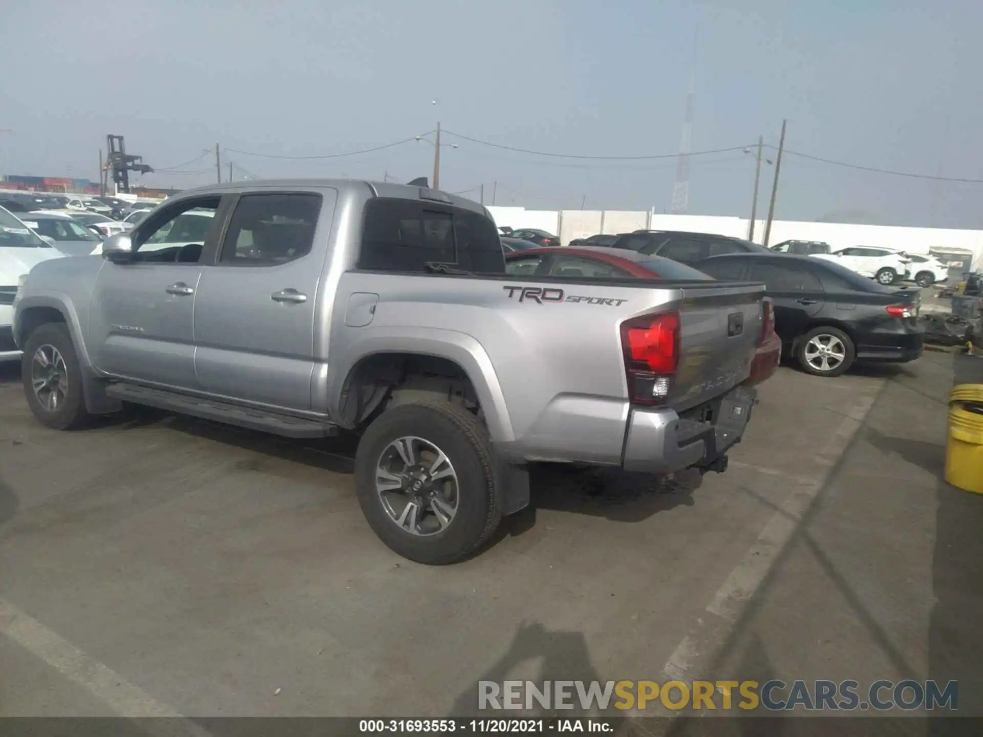 3 Photograph of a damaged car 3TMAZ5CN6KM098126 TOYOTA TACOMA 2WD 2019