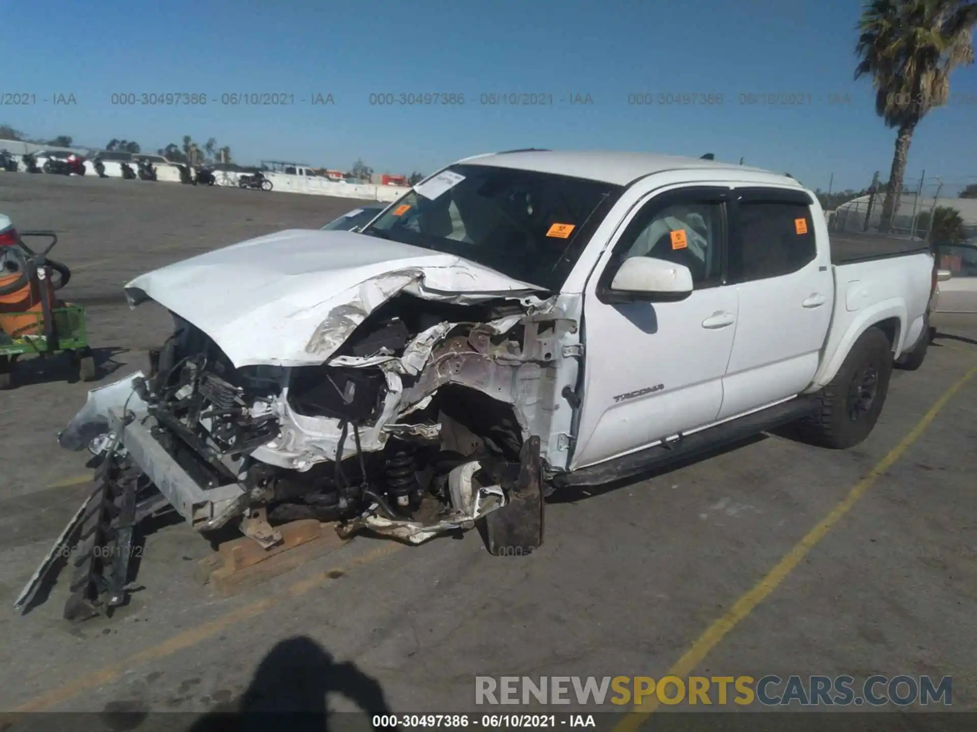 2 Photograph of a damaged car 3TMAZ5CN6KM099180 TOYOTA TACOMA 2WD 2019