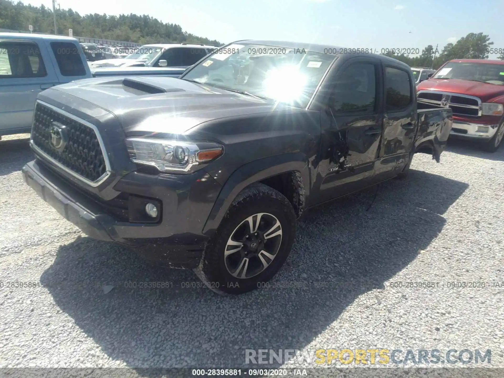 2 Photograph of a damaged car 3TMAZ5CN6KM099468 TOYOTA TACOMA 2WD 2019