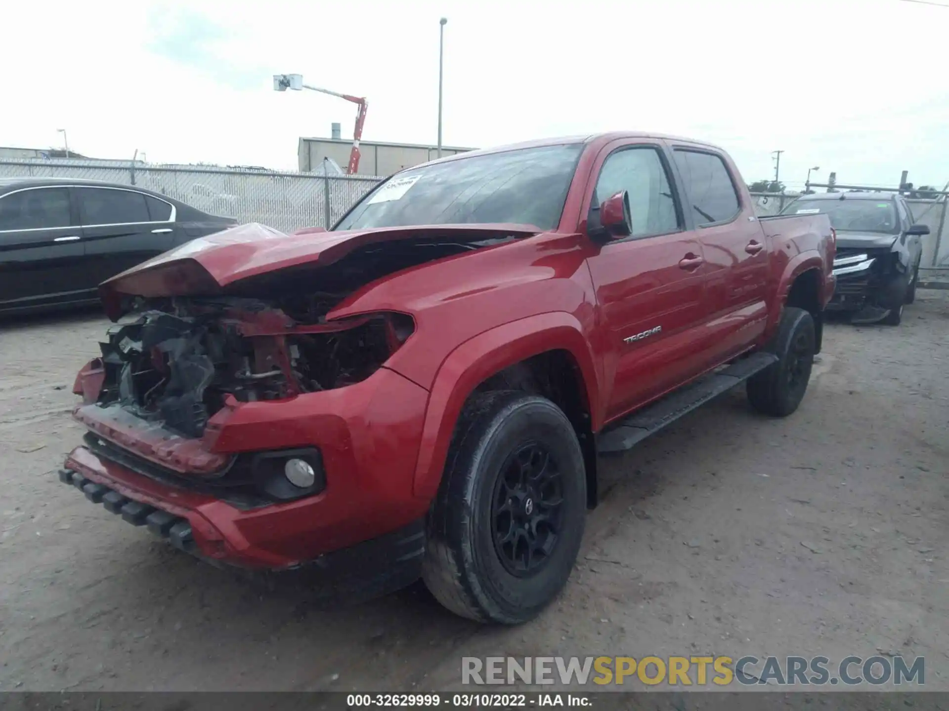 2 Photograph of a damaged car 3TMAZ5CN6KM099731 TOYOTA TACOMA 2WD 2019