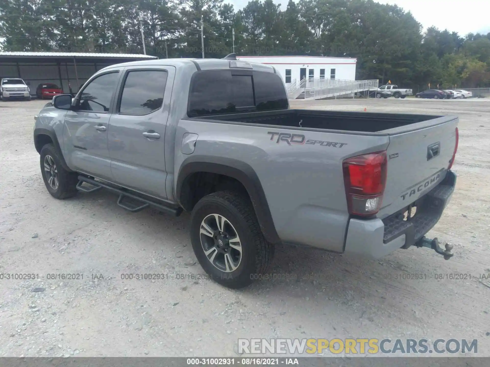 3 Photograph of a damaged car 3TMAZ5CN6KM101428 TOYOTA TACOMA 2WD 2019