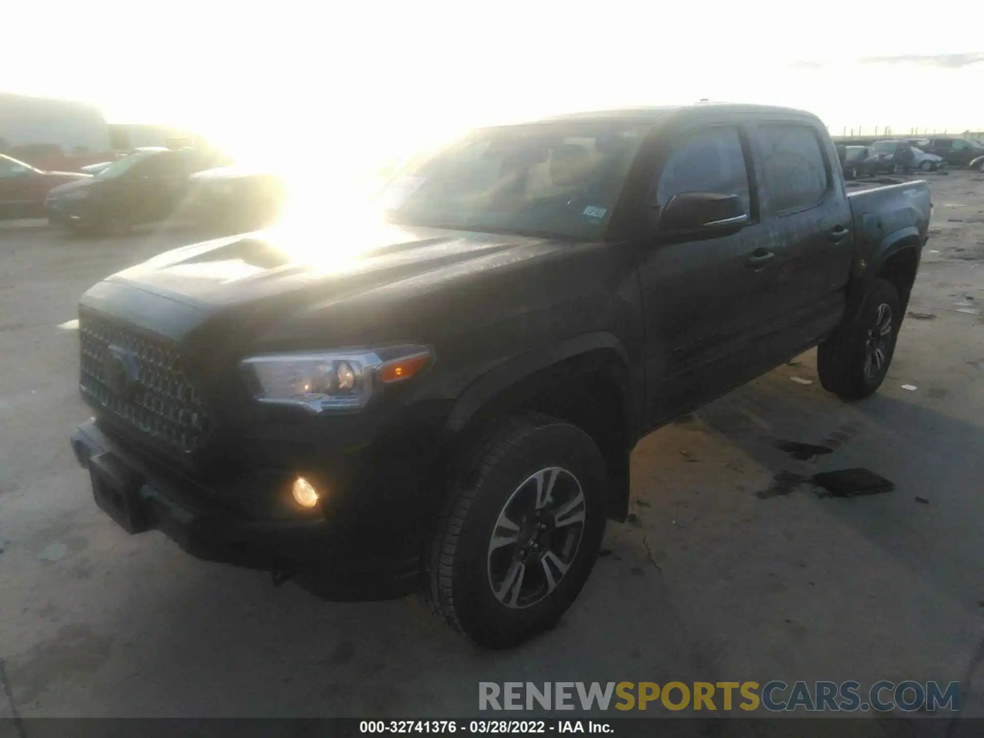 2 Photograph of a damaged car 3TMAZ5CN6KM107293 TOYOTA TACOMA 2WD 2019