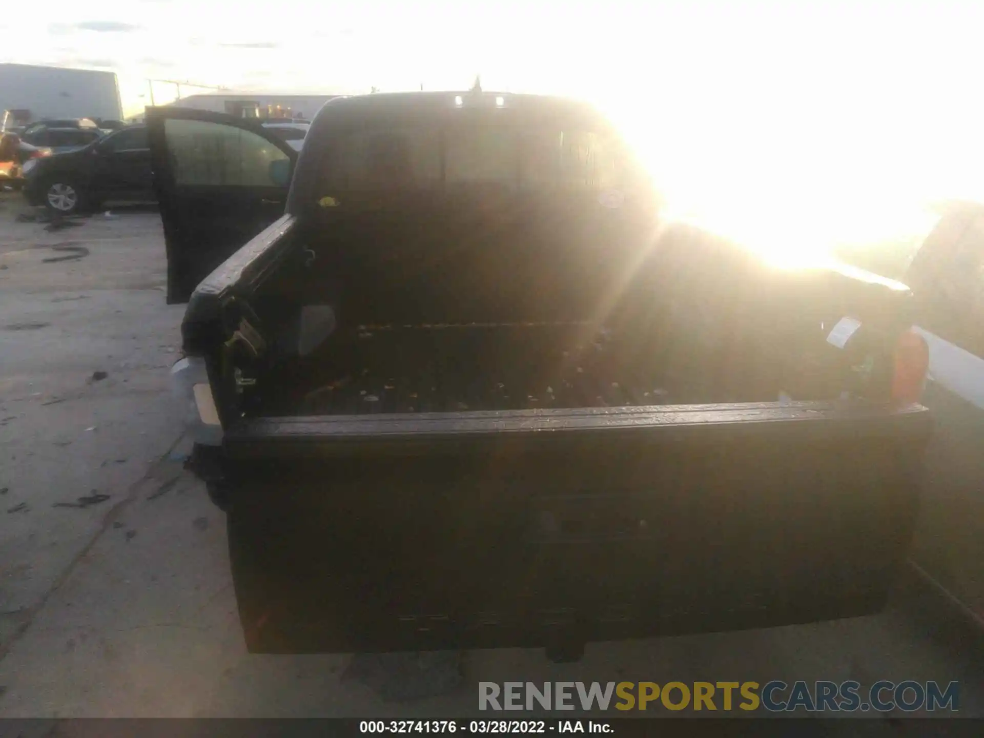 6 Photograph of a damaged car 3TMAZ5CN6KM107293 TOYOTA TACOMA 2WD 2019