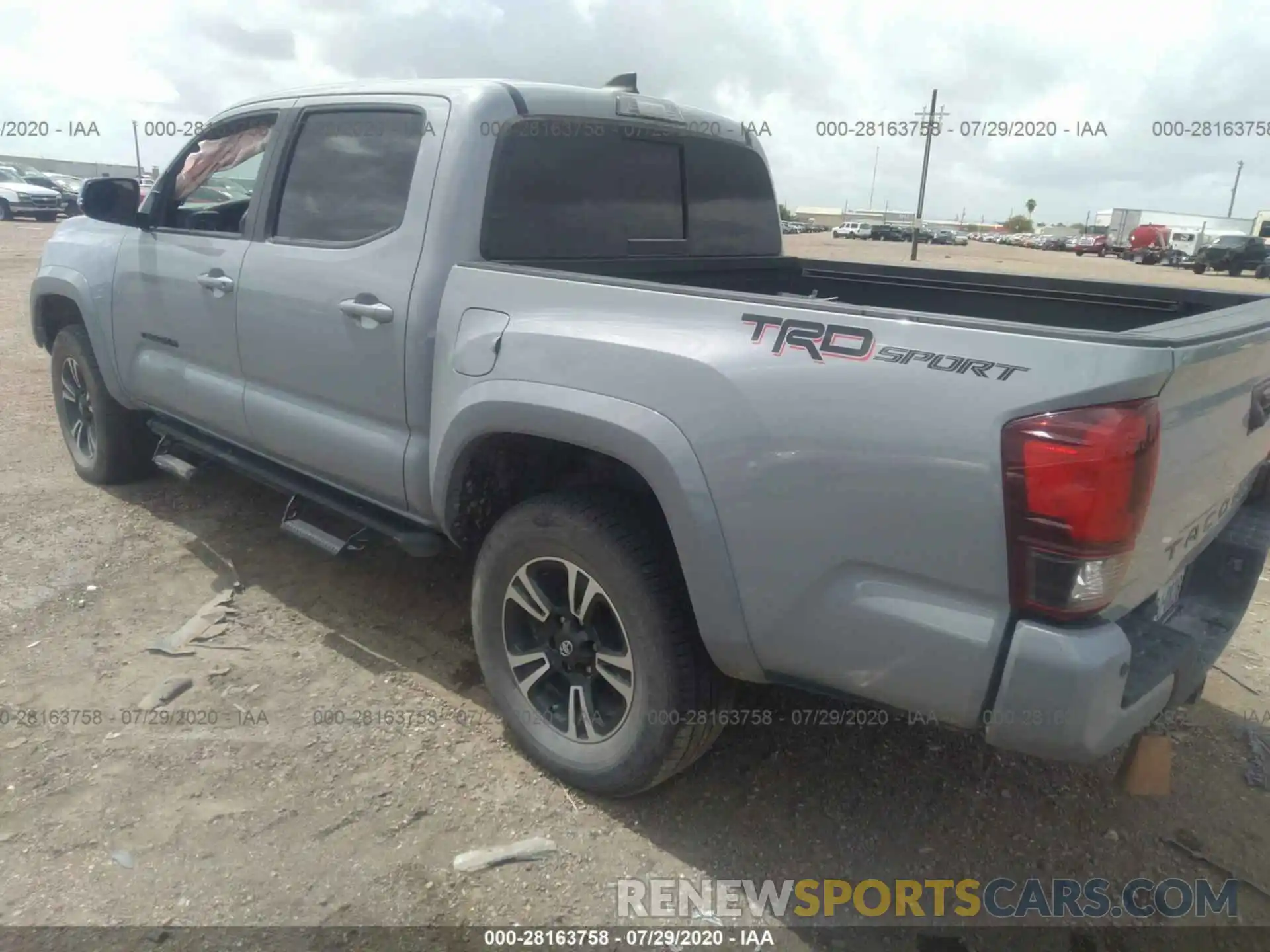 3 Photograph of a damaged car 3TMAZ5CN7KM080279 TOYOTA TACOMA 2WD 2019