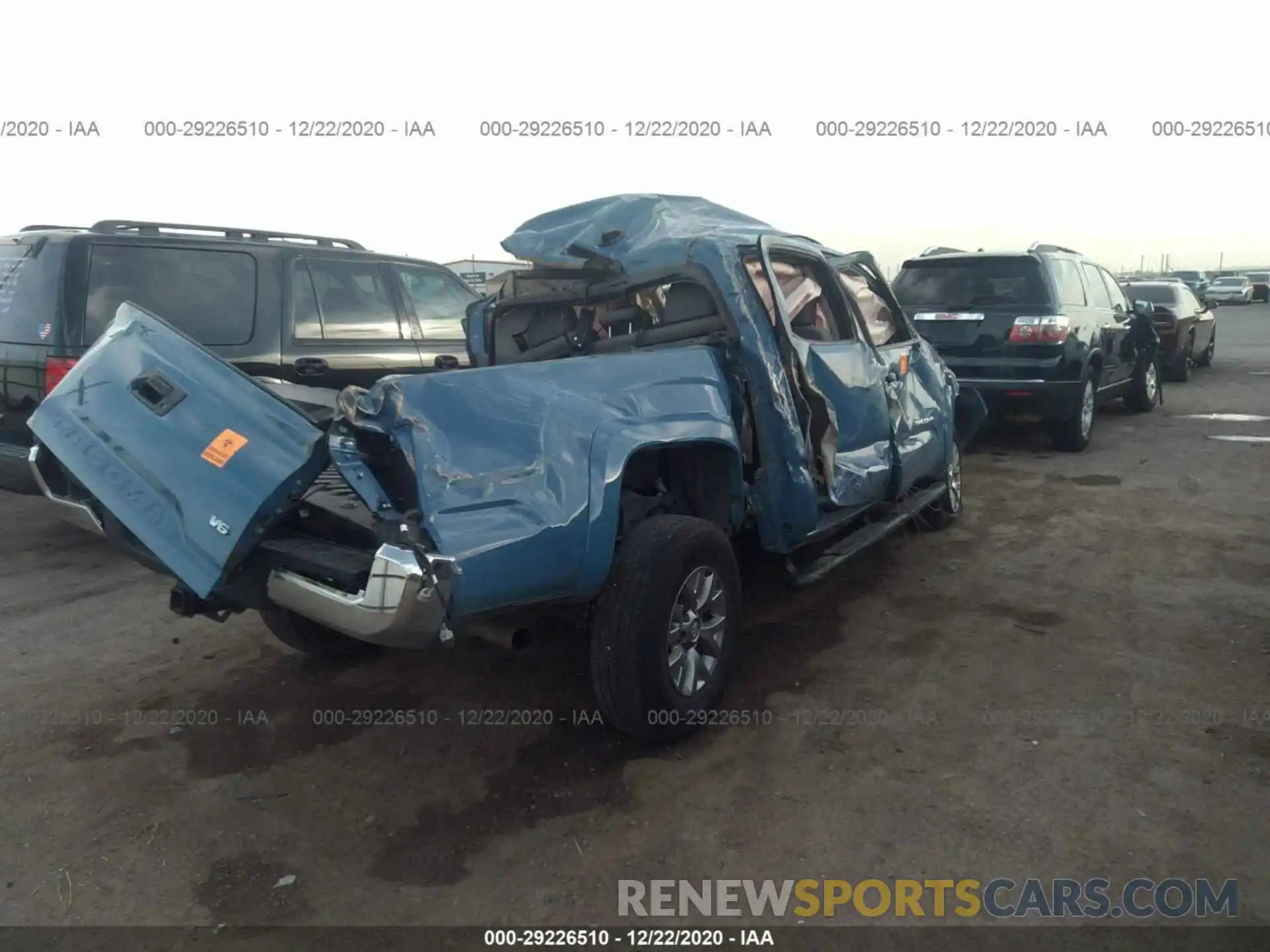 4 Photograph of a damaged car 3TMAZ5CN7KM081383 TOYOTA TACOMA 2WD 2019