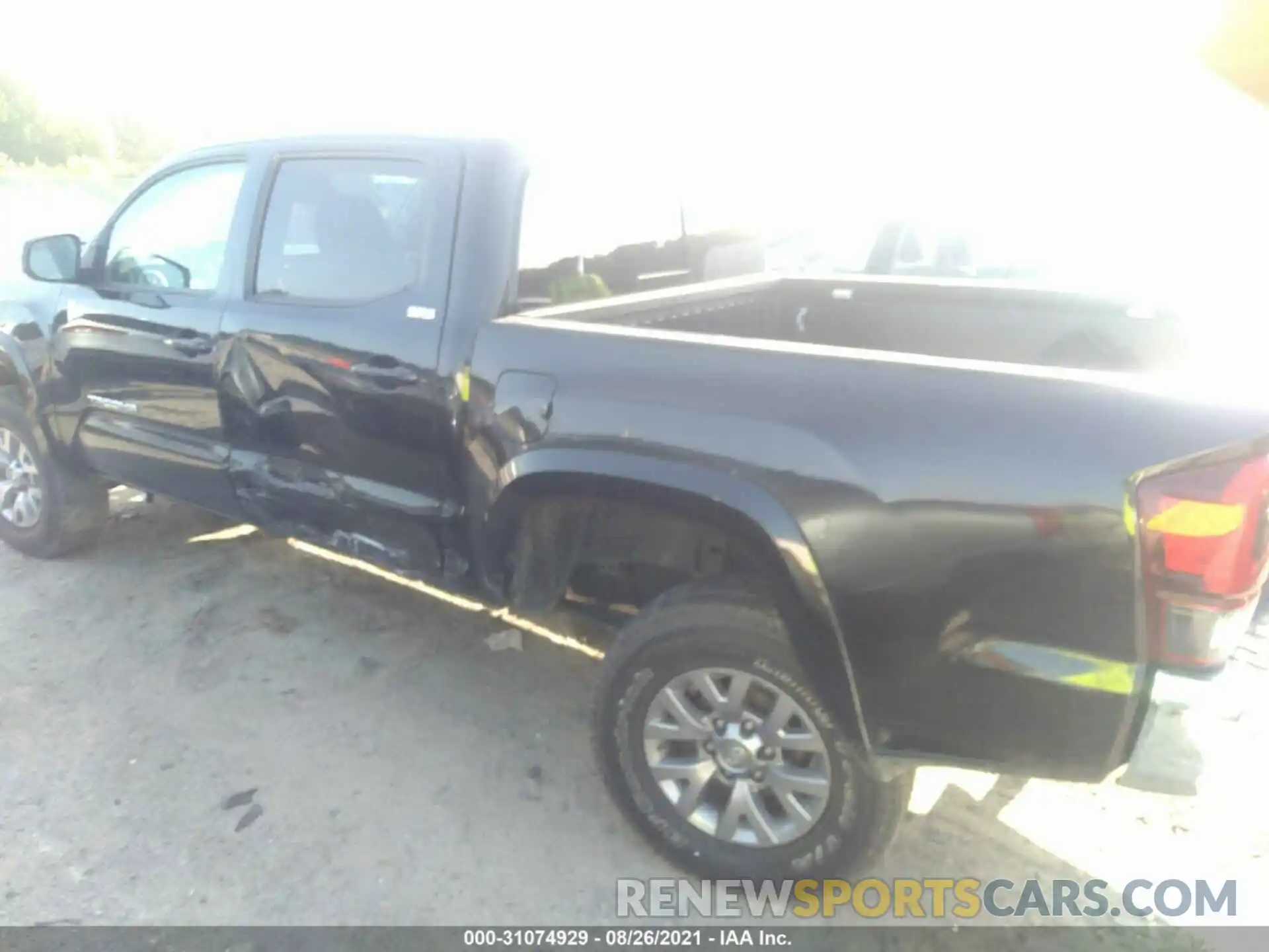 6 Photograph of a damaged car 3TMAZ5CN7KM082677 TOYOTA TACOMA 2WD 2019