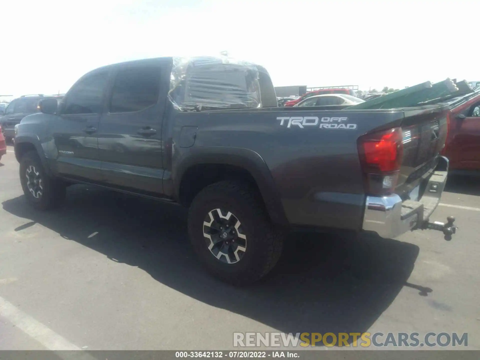 3 Photograph of a damaged car 3TMAZ5CN7KM084087 TOYOTA TACOMA 2WD 2019