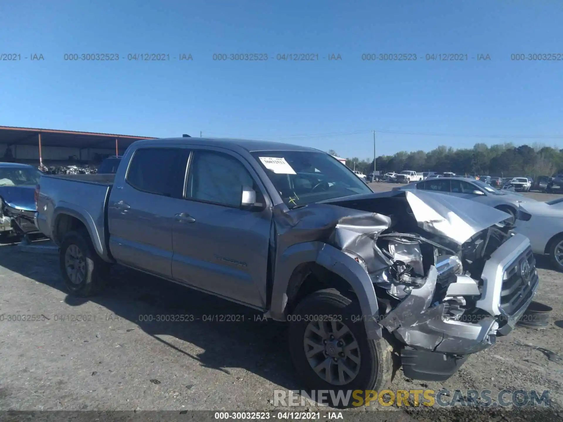 1 Photograph of a damaged car 3TMAZ5CN7KM085613 TOYOTA TACOMA 2WD 2019