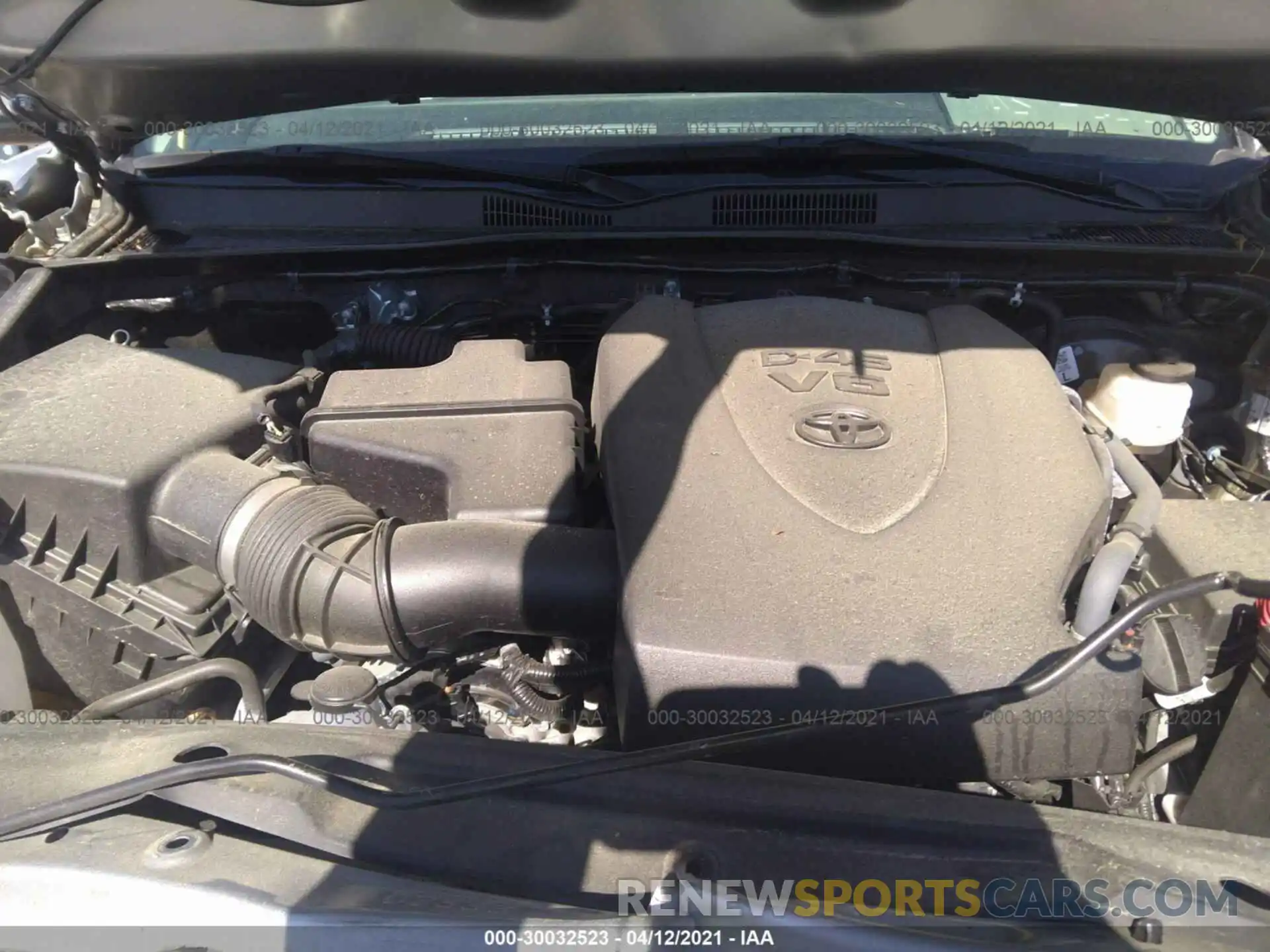 10 Photograph of a damaged car 3TMAZ5CN7KM085613 TOYOTA TACOMA 2WD 2019