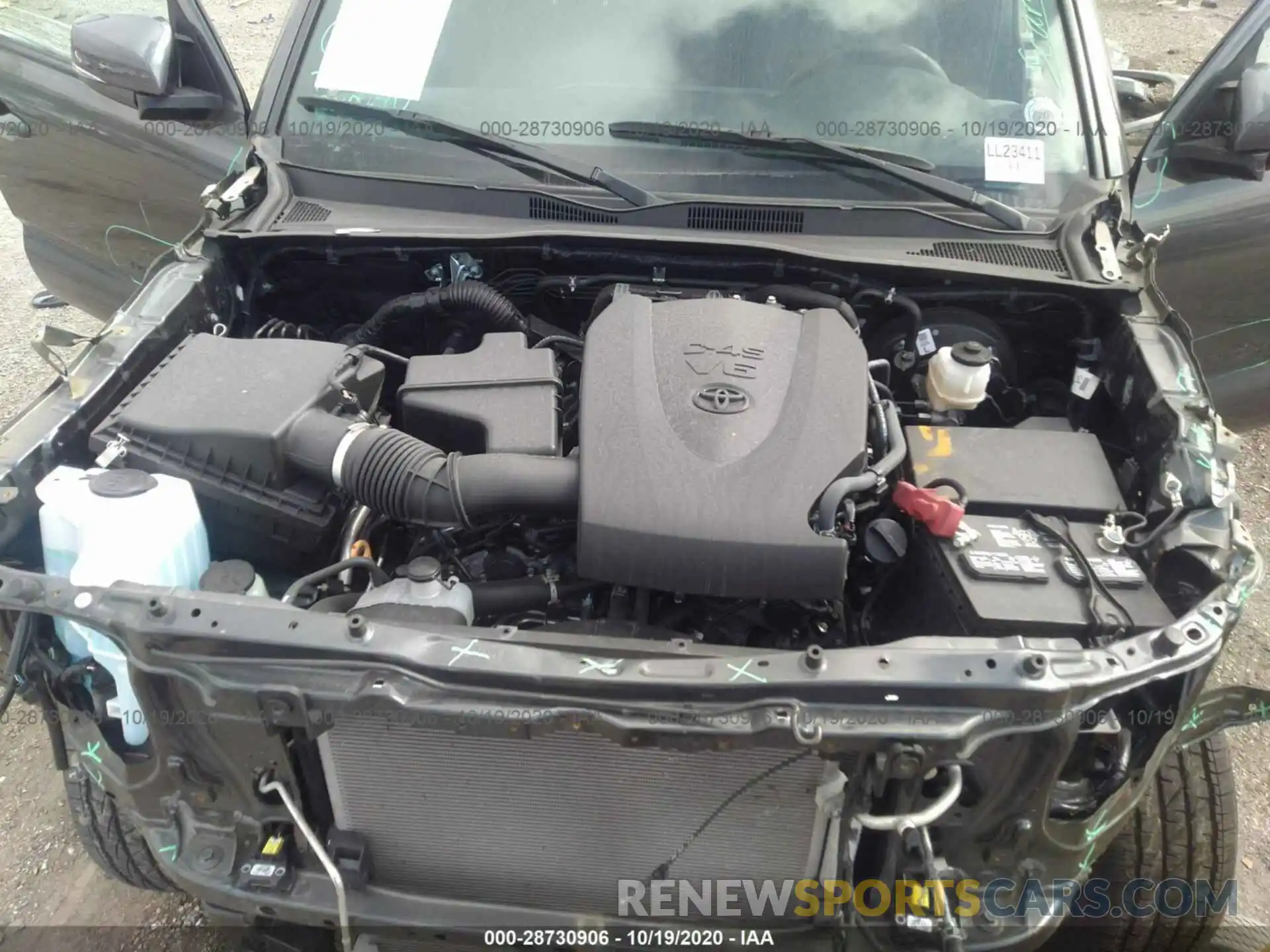 10 Photograph of a damaged car 3TMAZ5CN7KM085756 TOYOTA TACOMA 2WD 2019