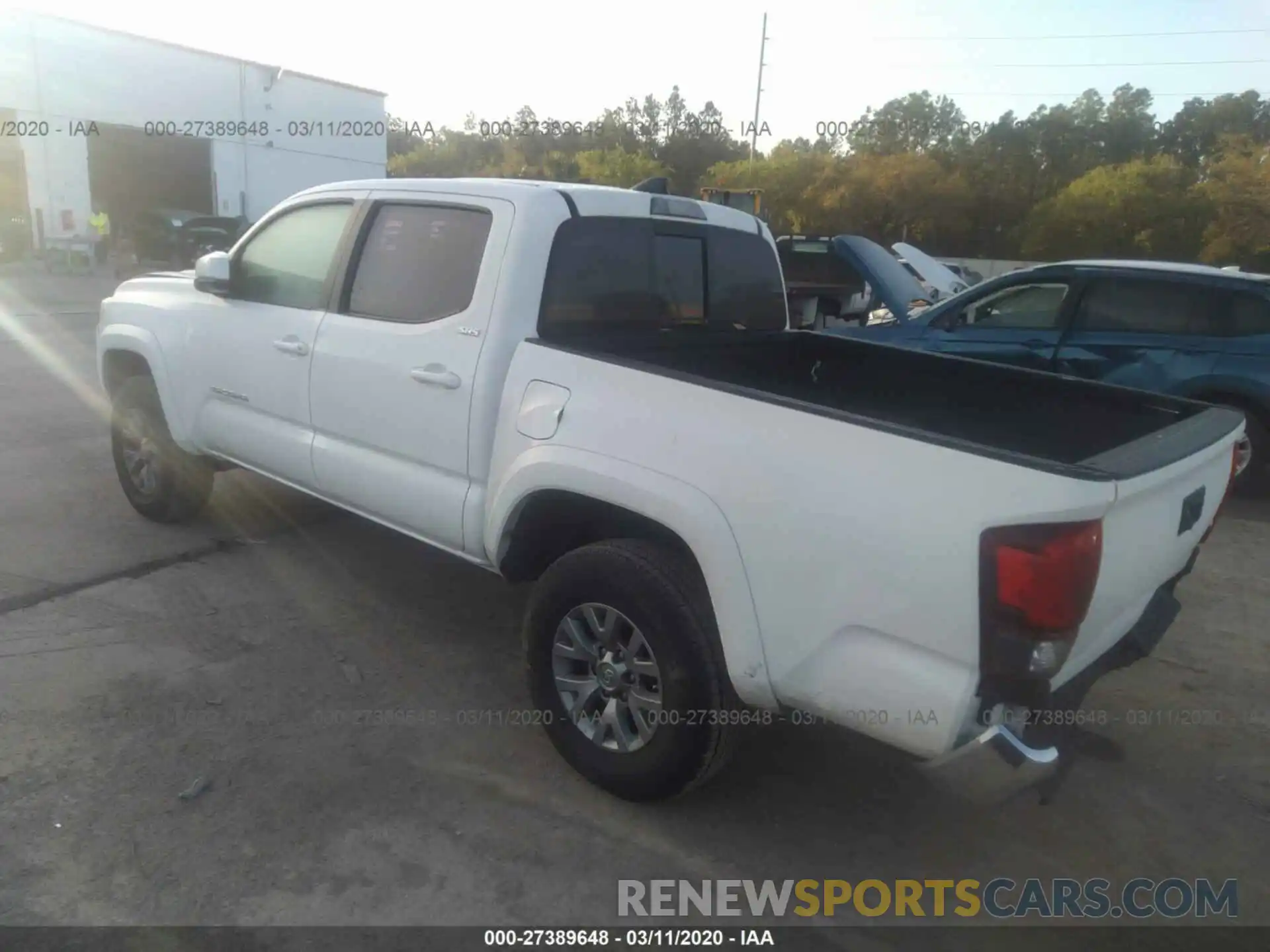 3 Photograph of a damaged car 3TMAZ5CN7KM086728 TOYOTA TACOMA 2WD 2019