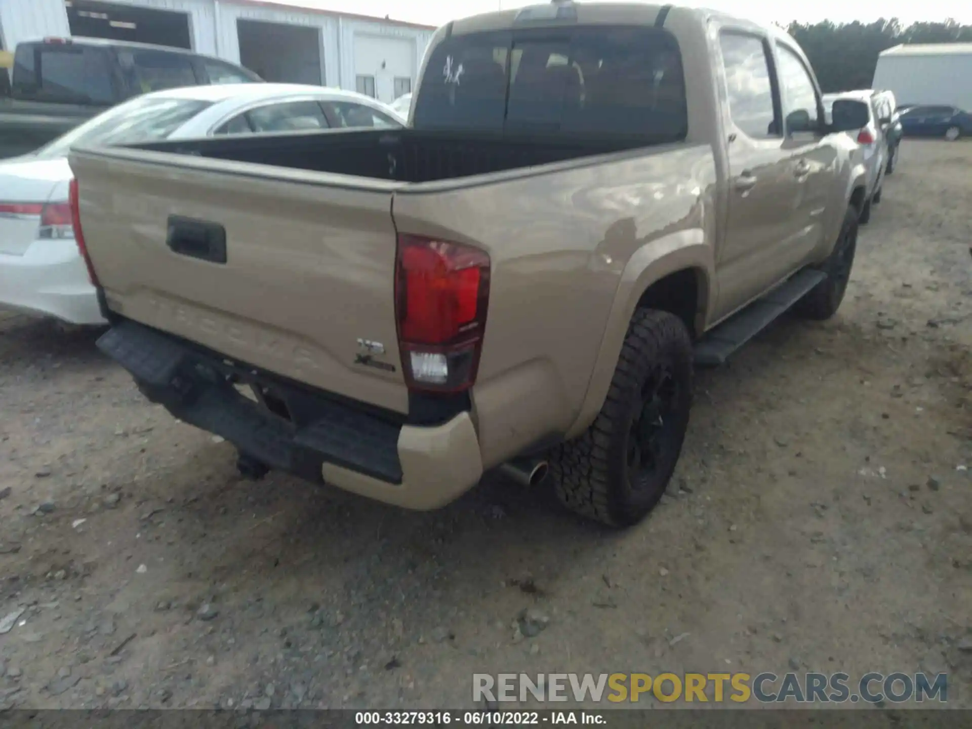 4 Photograph of a damaged car 3TMAZ5CN7KM089970 TOYOTA TACOMA 2WD 2019