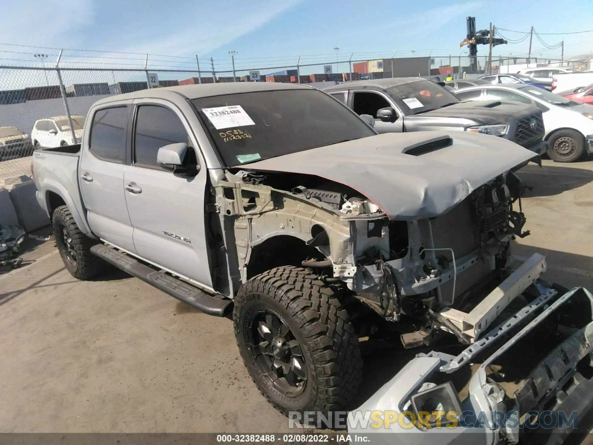 1 Photograph of a damaged car 3TMAZ5CN7KM090746 TOYOTA TACOMA 2WD 2019