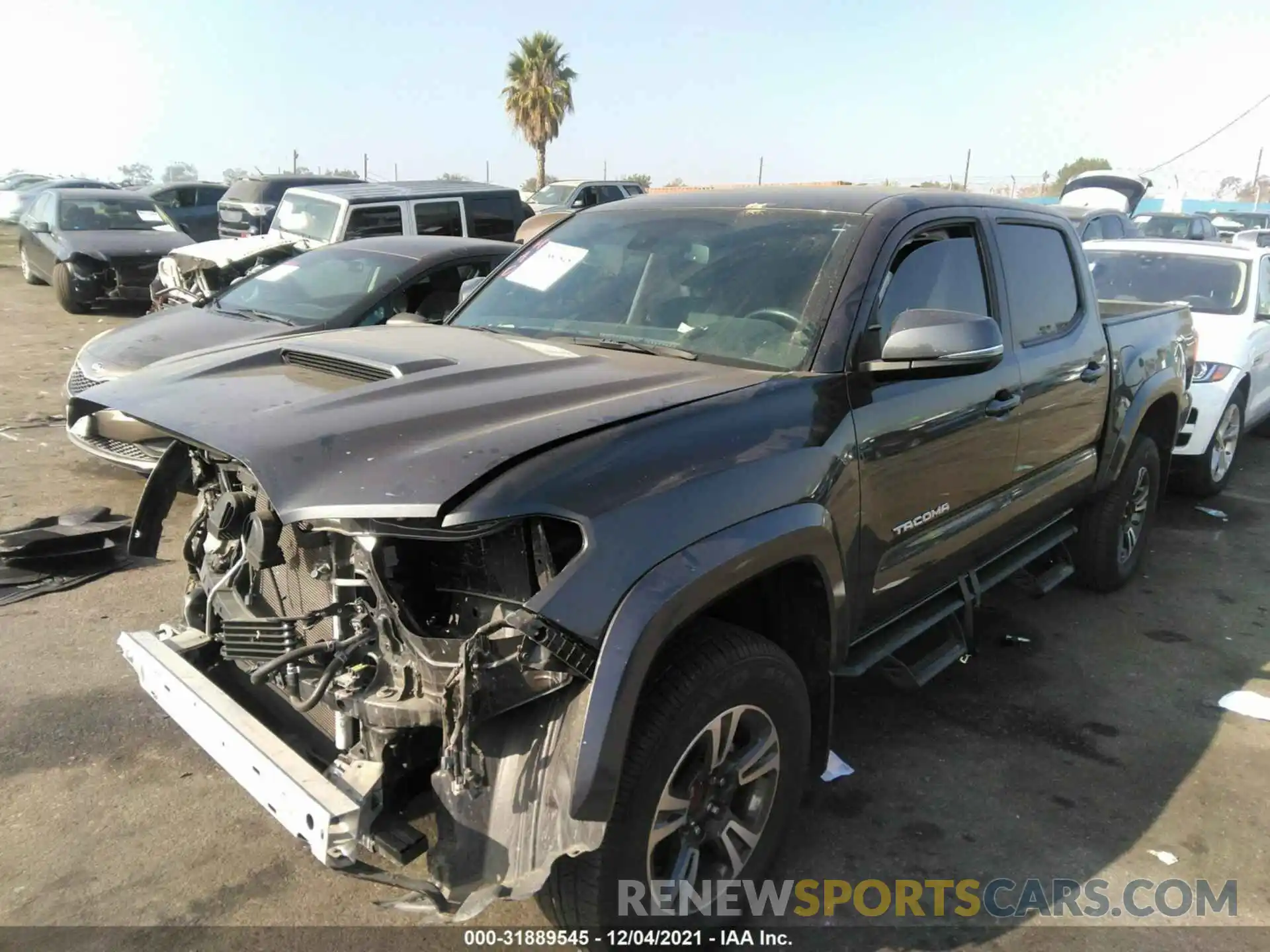 2 Фотография поврежденного автомобиля 3TMAZ5CN7KM090813 TOYOTA TACOMA 2WD 2019