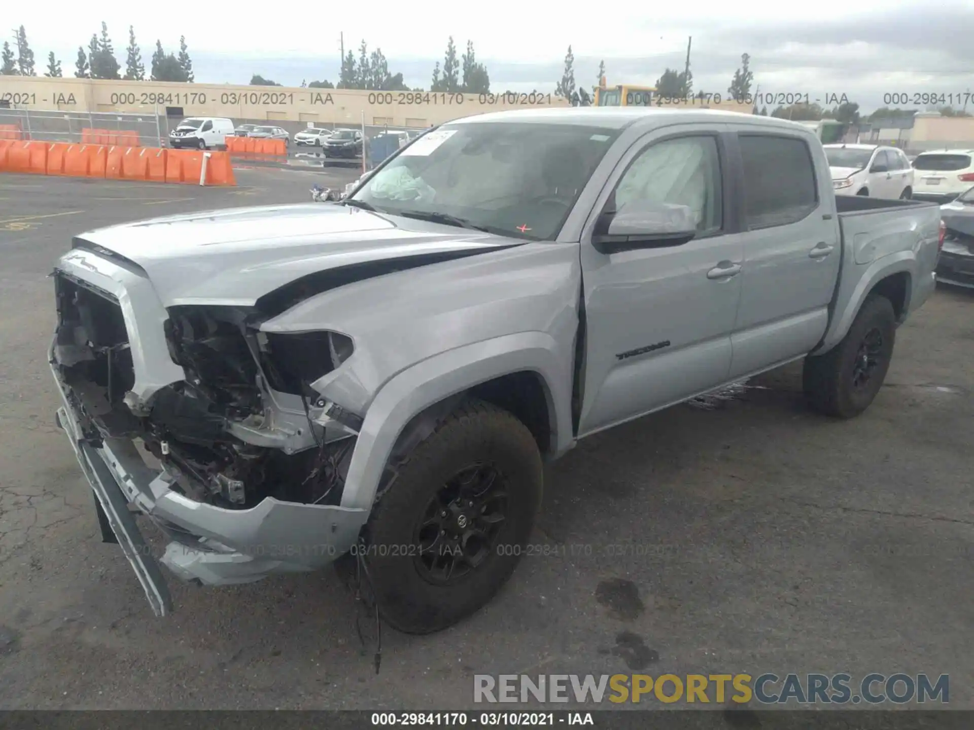 2 Фотография поврежденного автомобиля 3TMAZ5CN7KM098636 TOYOTA TACOMA 2WD 2019