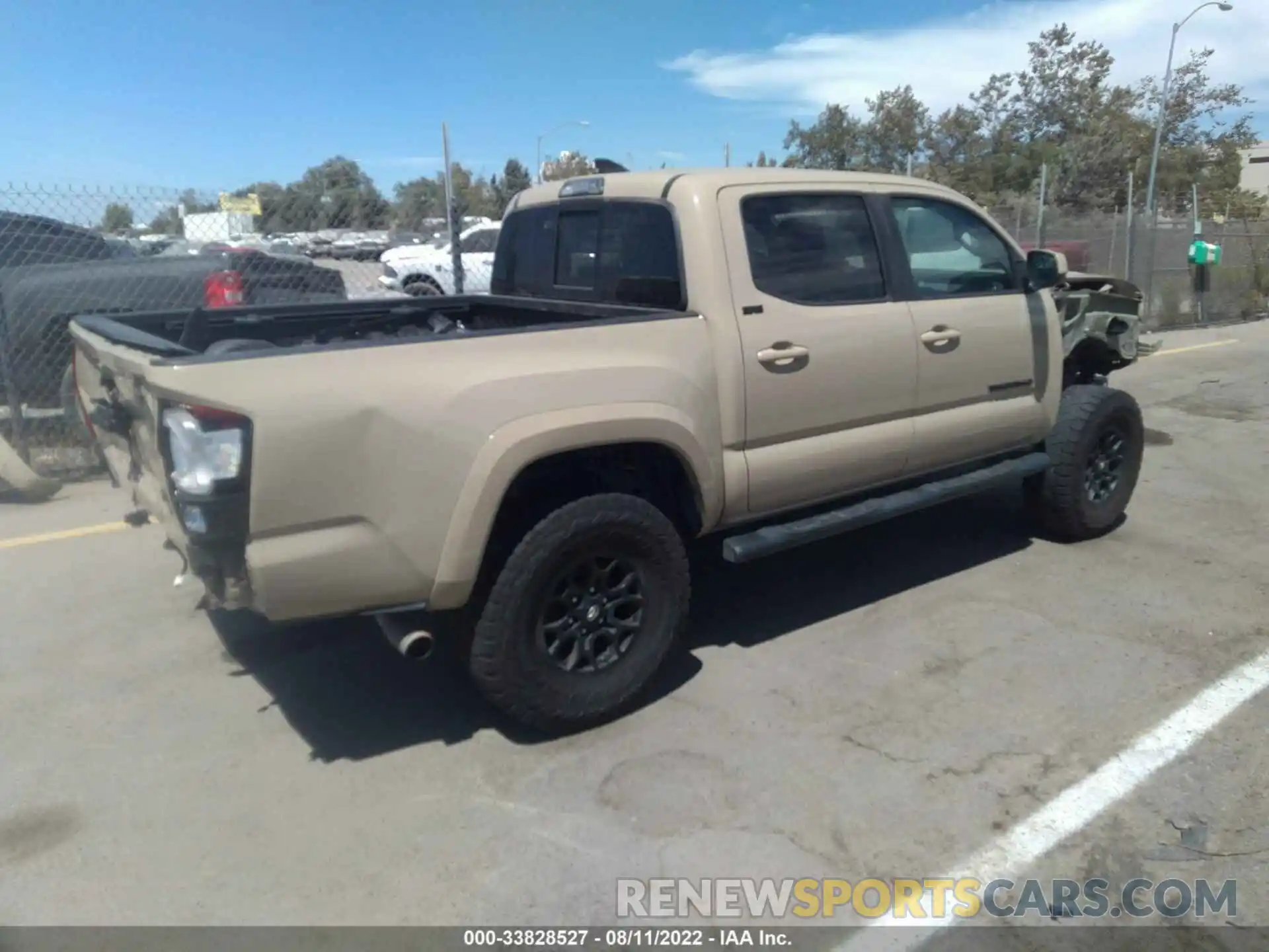 4 Photograph of a damaged car 3TMAZ5CN7KM106962 TOYOTA TACOMA 2WD 2019