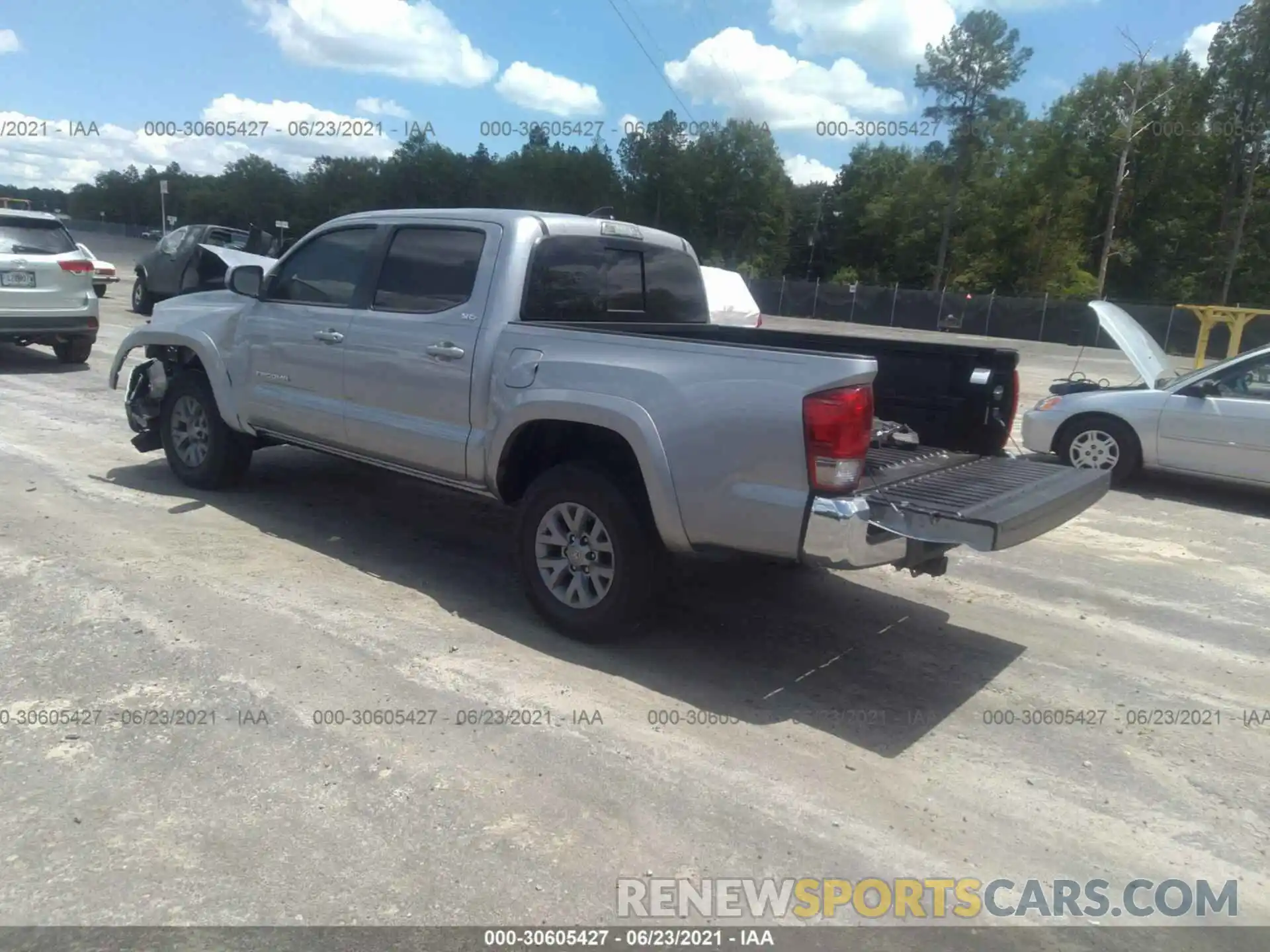 3 Photograph of a damaged car 3TMAZ5CN7KM107528 TOYOTA TACOMA 2WD 2019