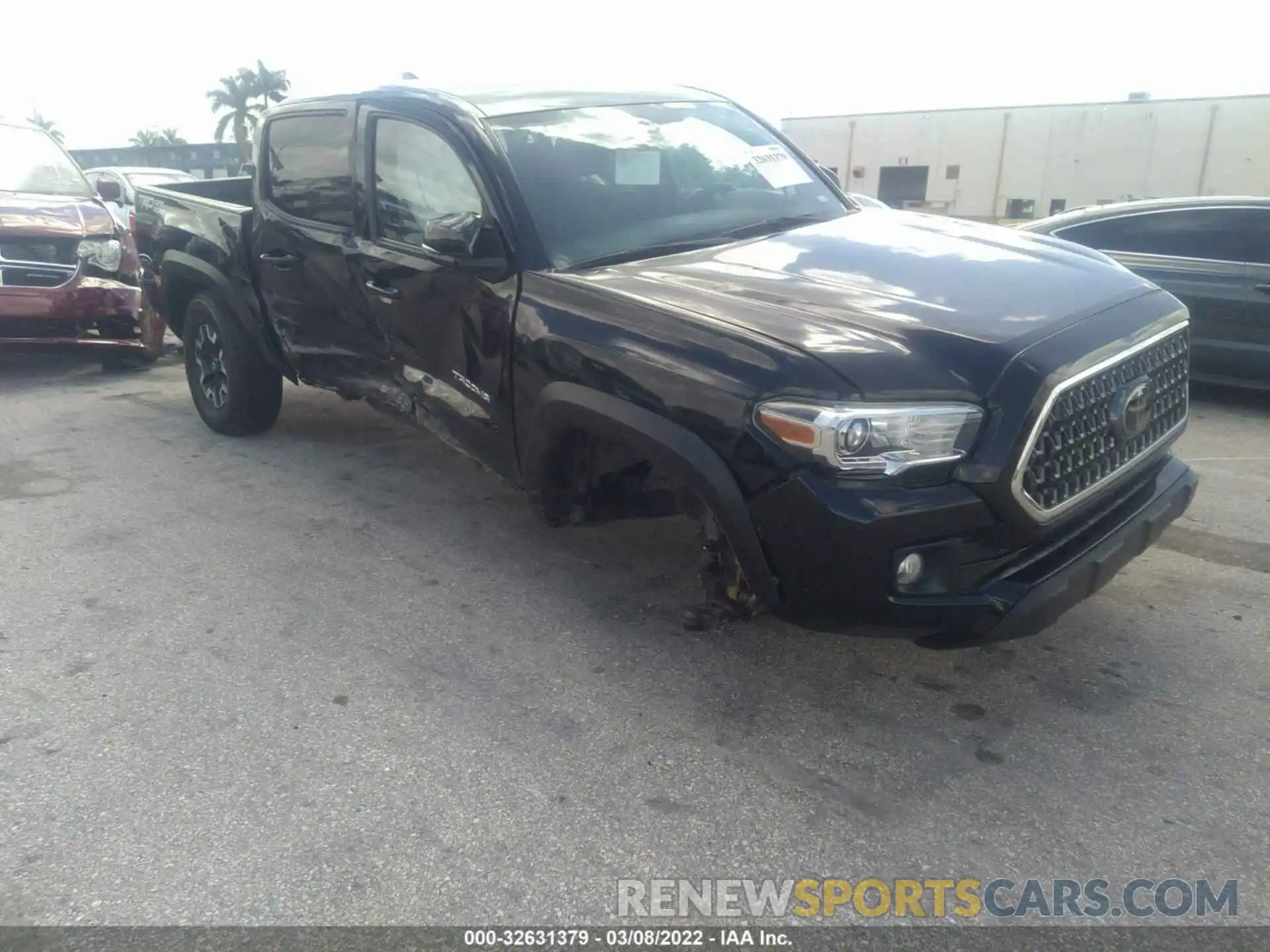 1 Фотография поврежденного автомобиля 3TMAZ5CN7KM108260 TOYOTA TACOMA 2WD 2019