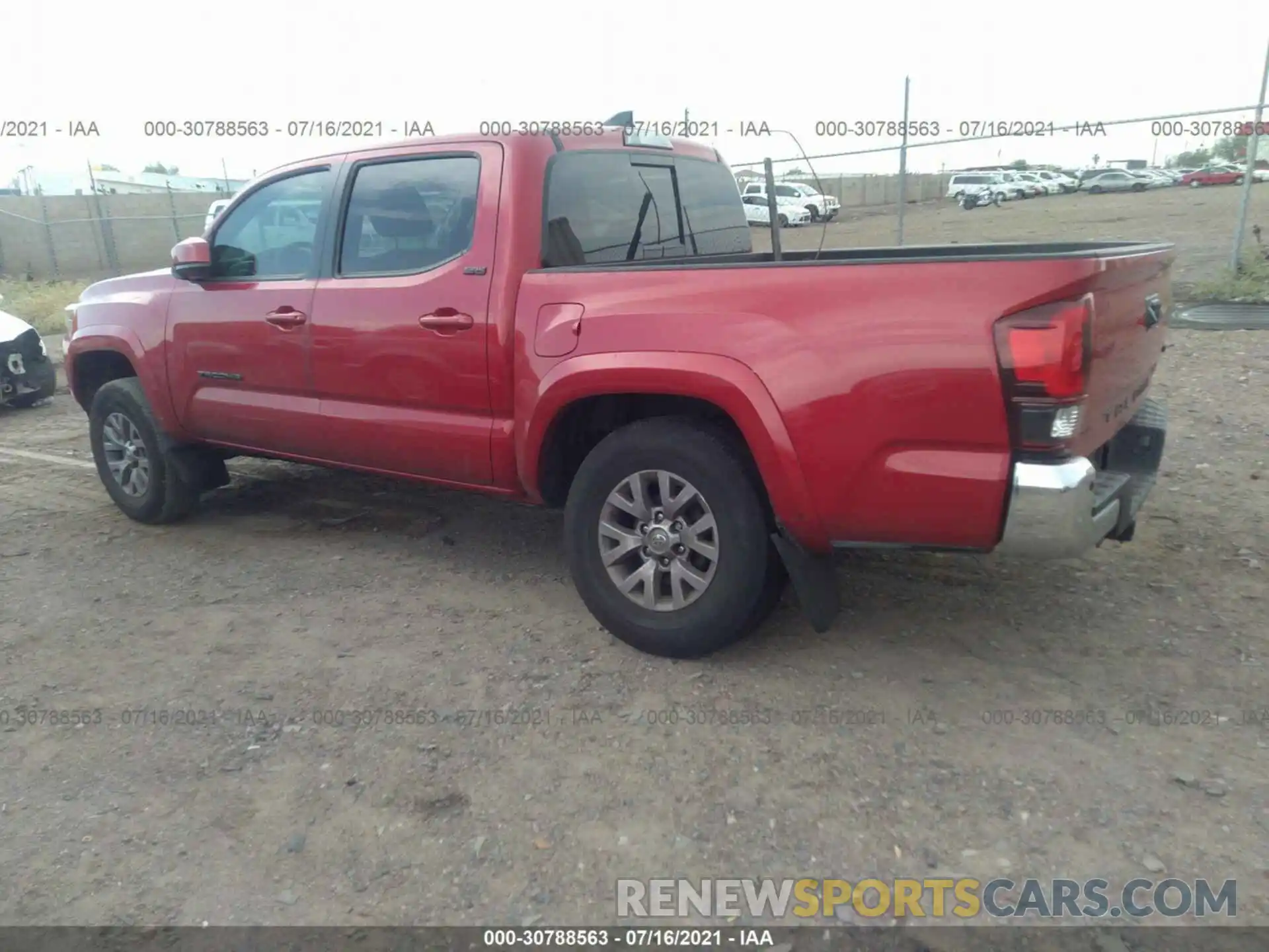 3 Фотография поврежденного автомобиля 3TMAZ5CN7KM109943 TOYOTA TACOMA 2WD 2019