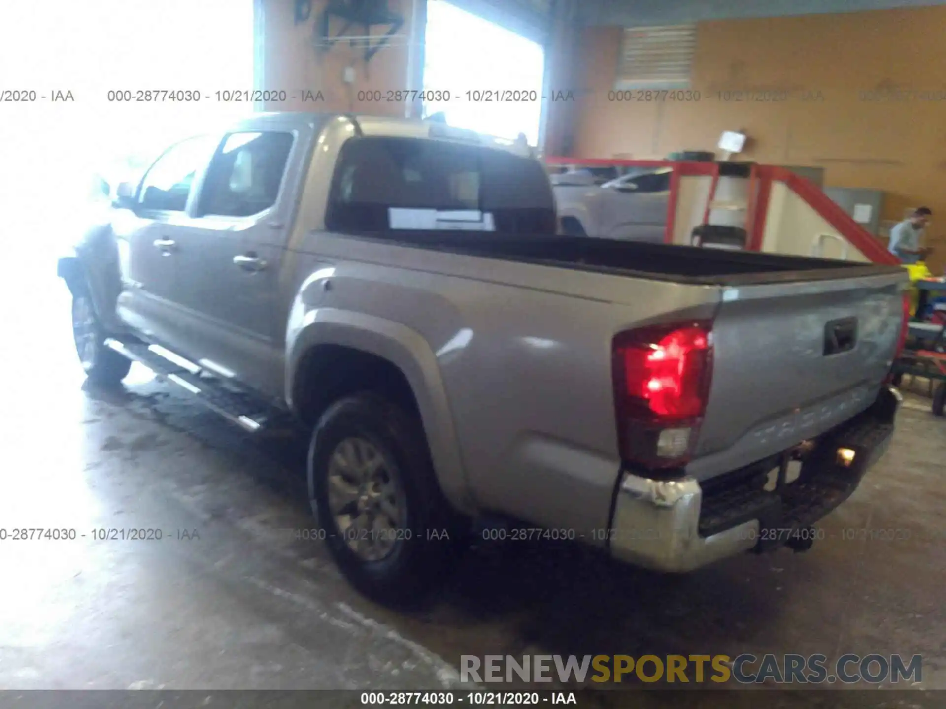 3 Photograph of a damaged car 3TMAZ5CN7KM110509 TOYOTA TACOMA 2WD 2019