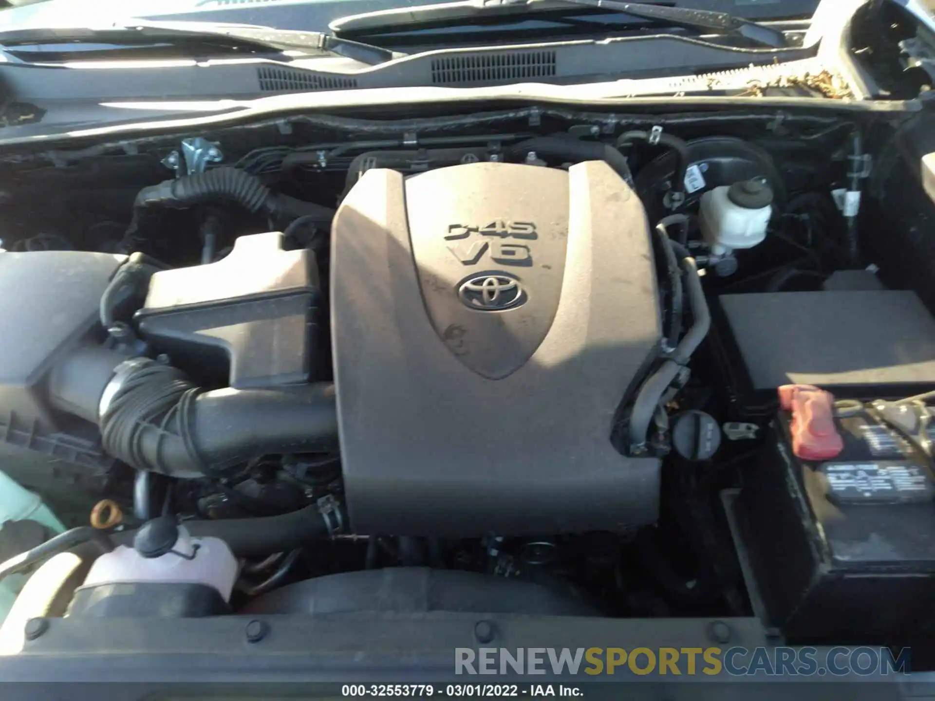 10 Photograph of a damaged car 3TMAZ5CN7KM114317 TOYOTA TACOMA 2WD 2019