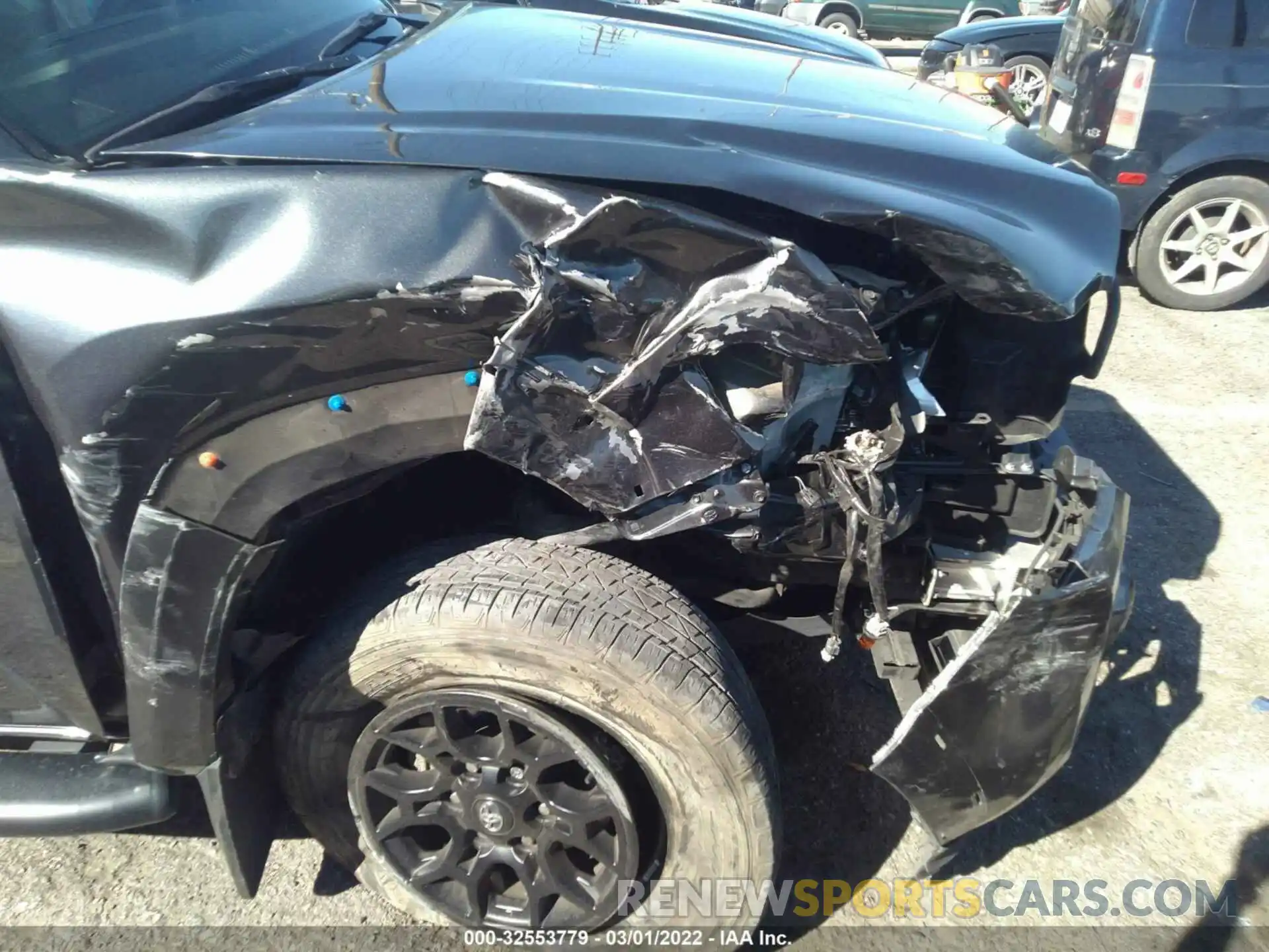 6 Photograph of a damaged car 3TMAZ5CN7KM114317 TOYOTA TACOMA 2WD 2019