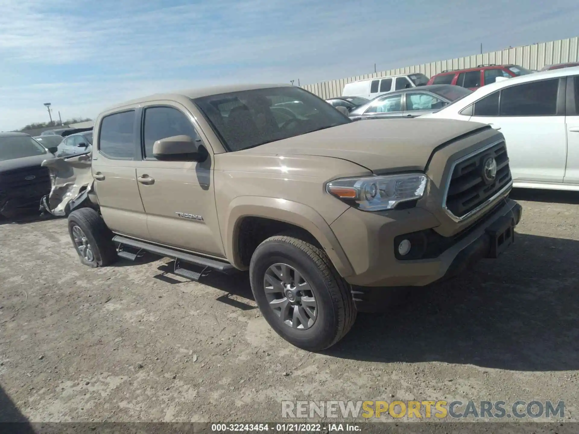 1 Photograph of a damaged car 3TMAZ5CN8KM081795 TOYOTA TACOMA 2WD 2019