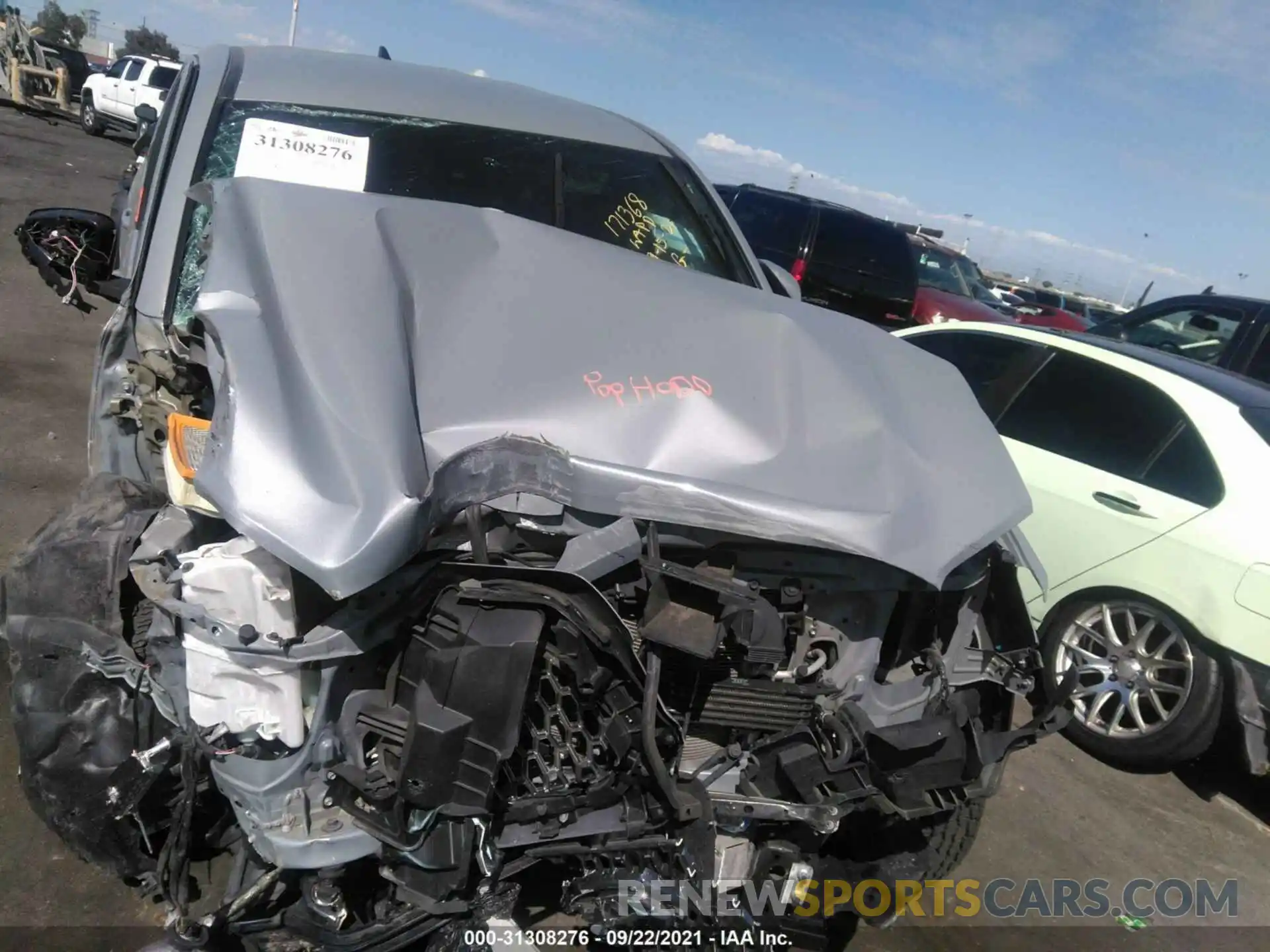 10 Photograph of a damaged car 3TMAZ5CN8KM082378 TOYOTA TACOMA 2WD 2019