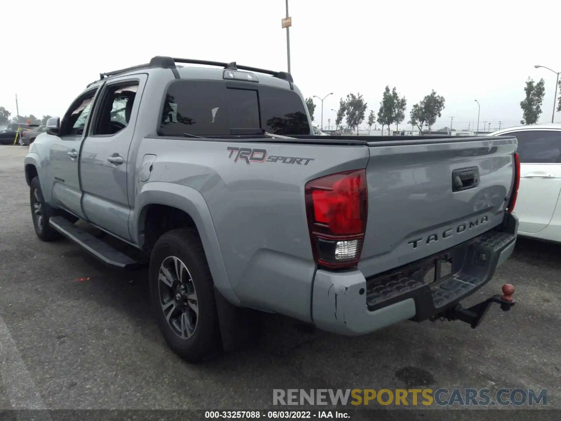 3 Photograph of a damaged car 3TMAZ5CN8KM088634 TOYOTA TACOMA 2WD 2019