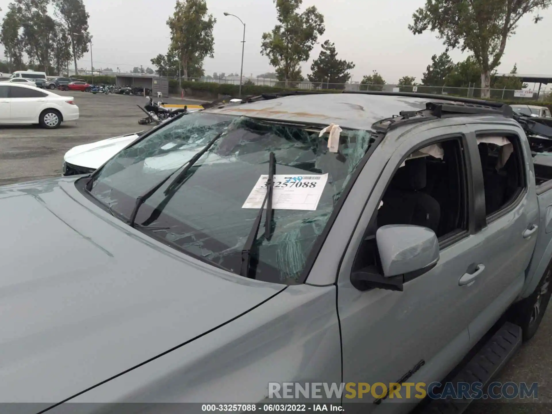 6 Photograph of a damaged car 3TMAZ5CN8KM088634 TOYOTA TACOMA 2WD 2019