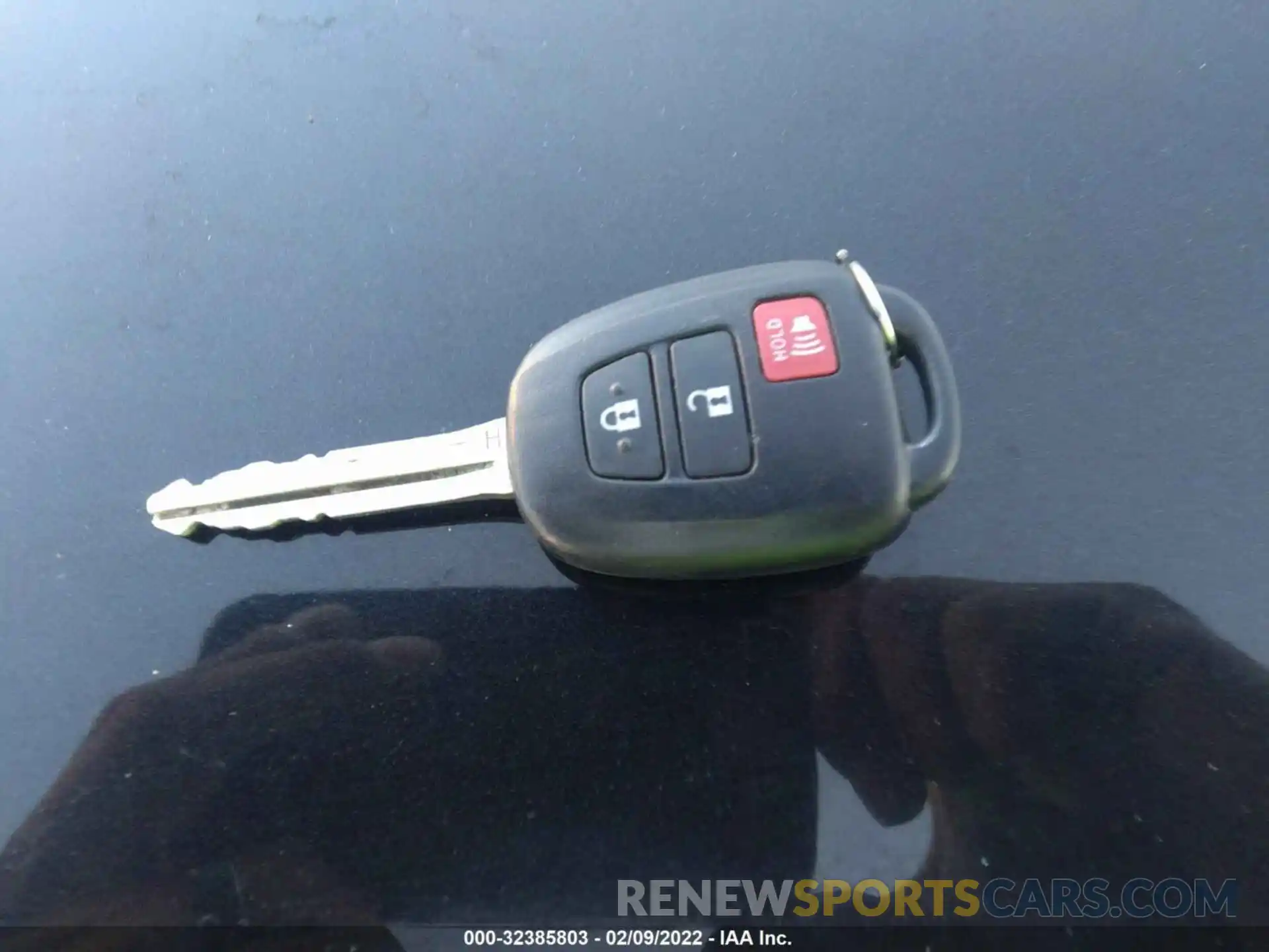 11 Photograph of a damaged car 3TMAZ5CN8KM091405 TOYOTA TACOMA 2WD 2019