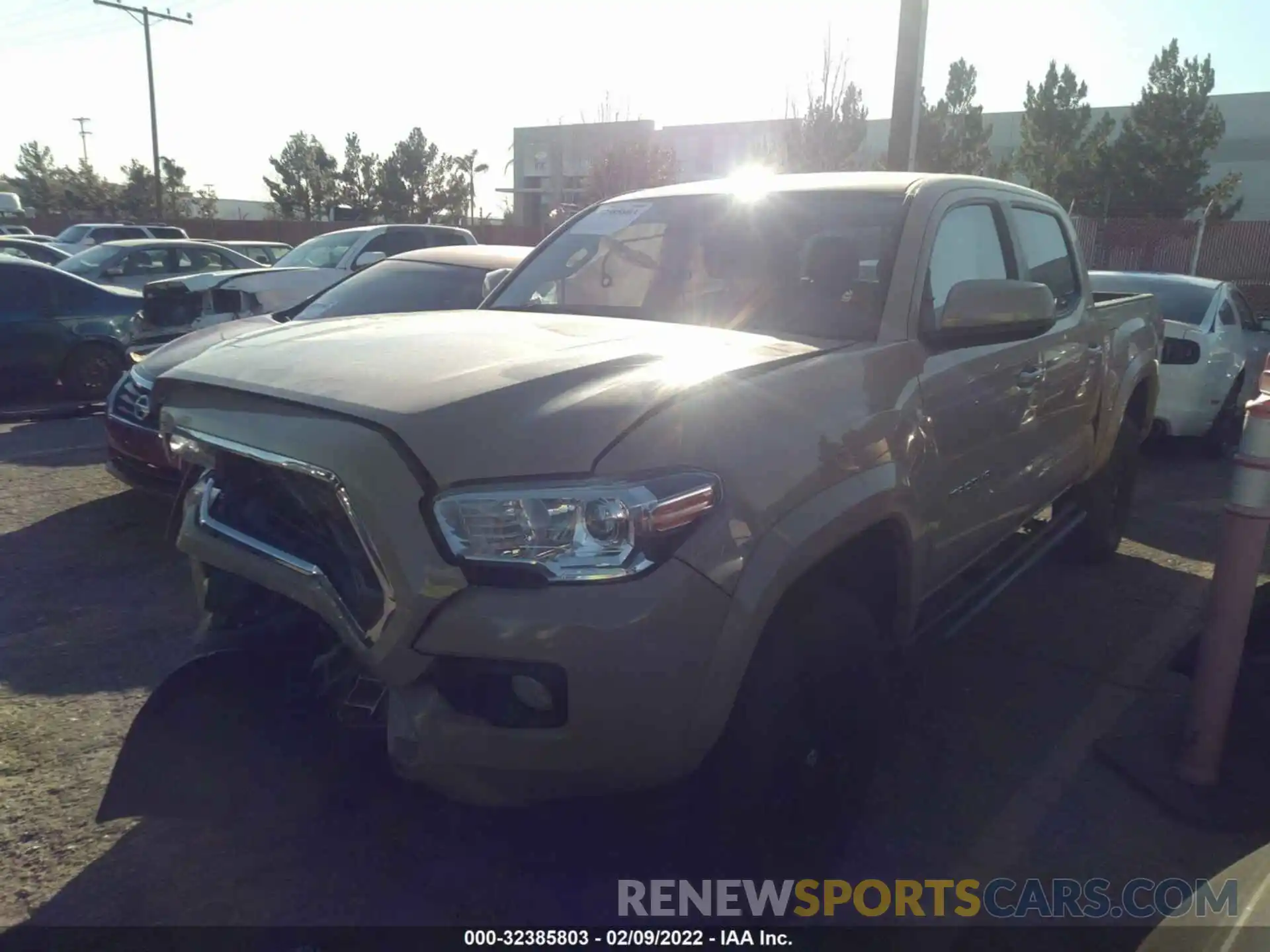 2 Photograph of a damaged car 3TMAZ5CN8KM091405 TOYOTA TACOMA 2WD 2019