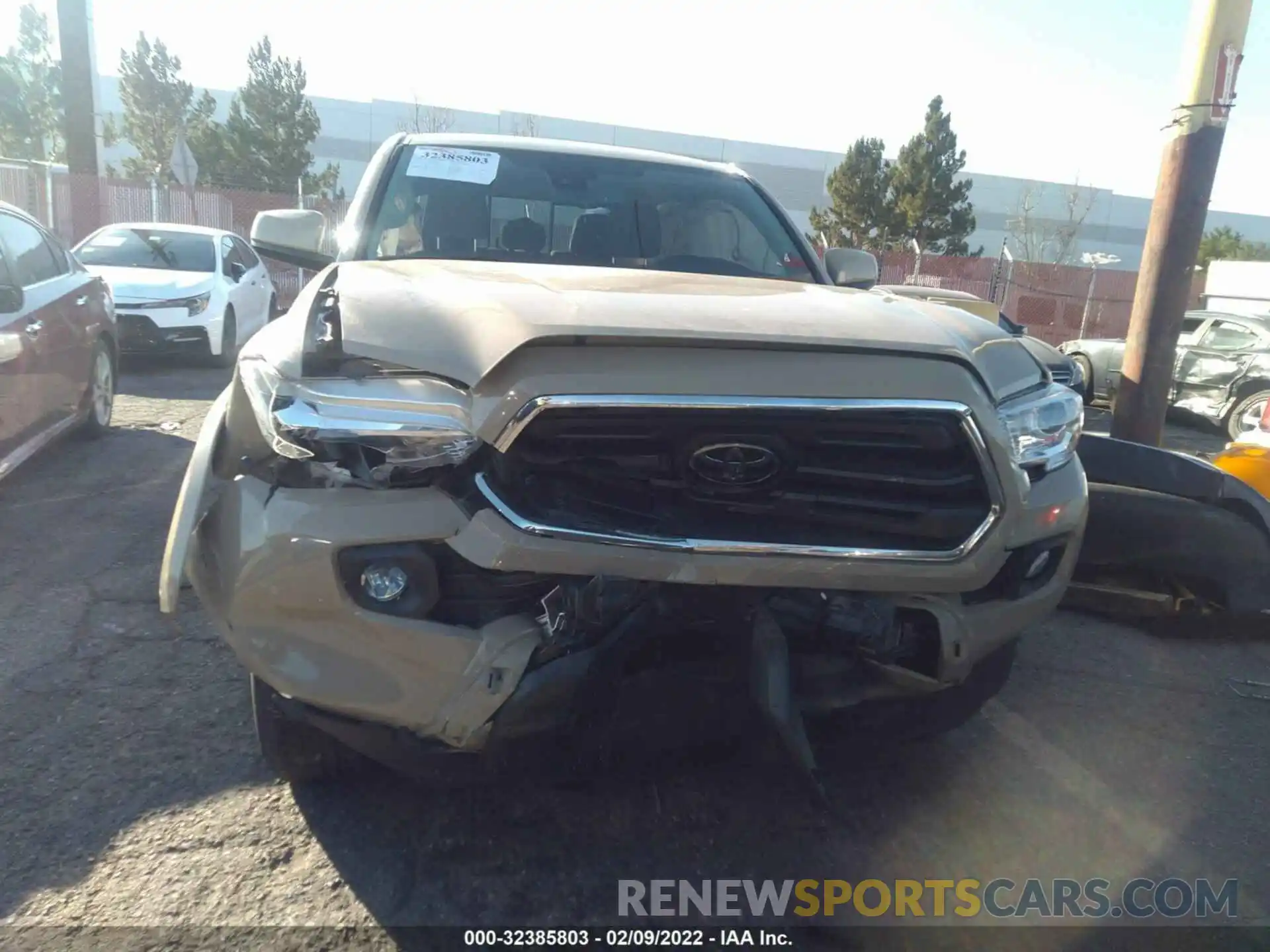 6 Photograph of a damaged car 3TMAZ5CN8KM091405 TOYOTA TACOMA 2WD 2019