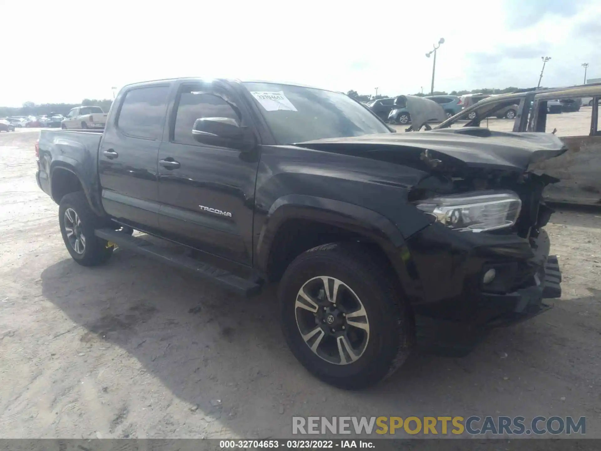 1 Photograph of a damaged car 3TMAZ5CN8KM097303 TOYOTA TACOMA 2WD 2019