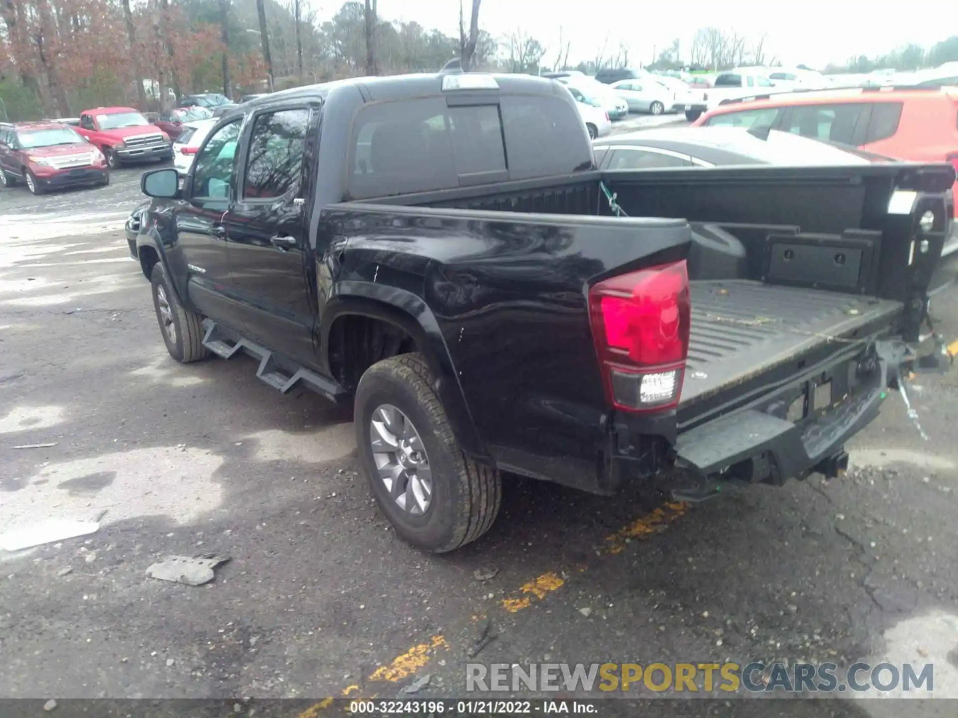 2 Photograph of a damaged car 3TMAZ5CN8KM097771 TOYOTA TACOMA 2WD 2019